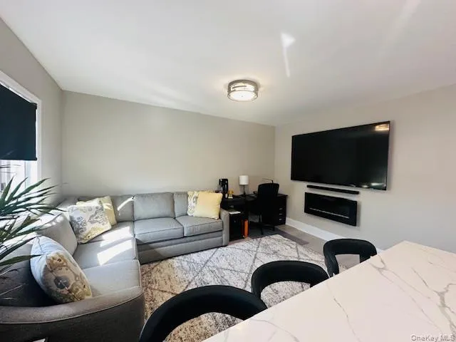81-22 77th Avenue, New York, NY, 1 Bedroom Bedrooms, 3 Rooms Rooms,1 BathroomBathrooms,Residential Lease,Idx,77th Avenue,0,952928 81-22 77th Avenue, New York, NY, 1 Bedroom Bedrooms, 3 Rooms Rooms,1 BathroomBathrooms,Residential Lease,Idx,77th Avenue,0,952928