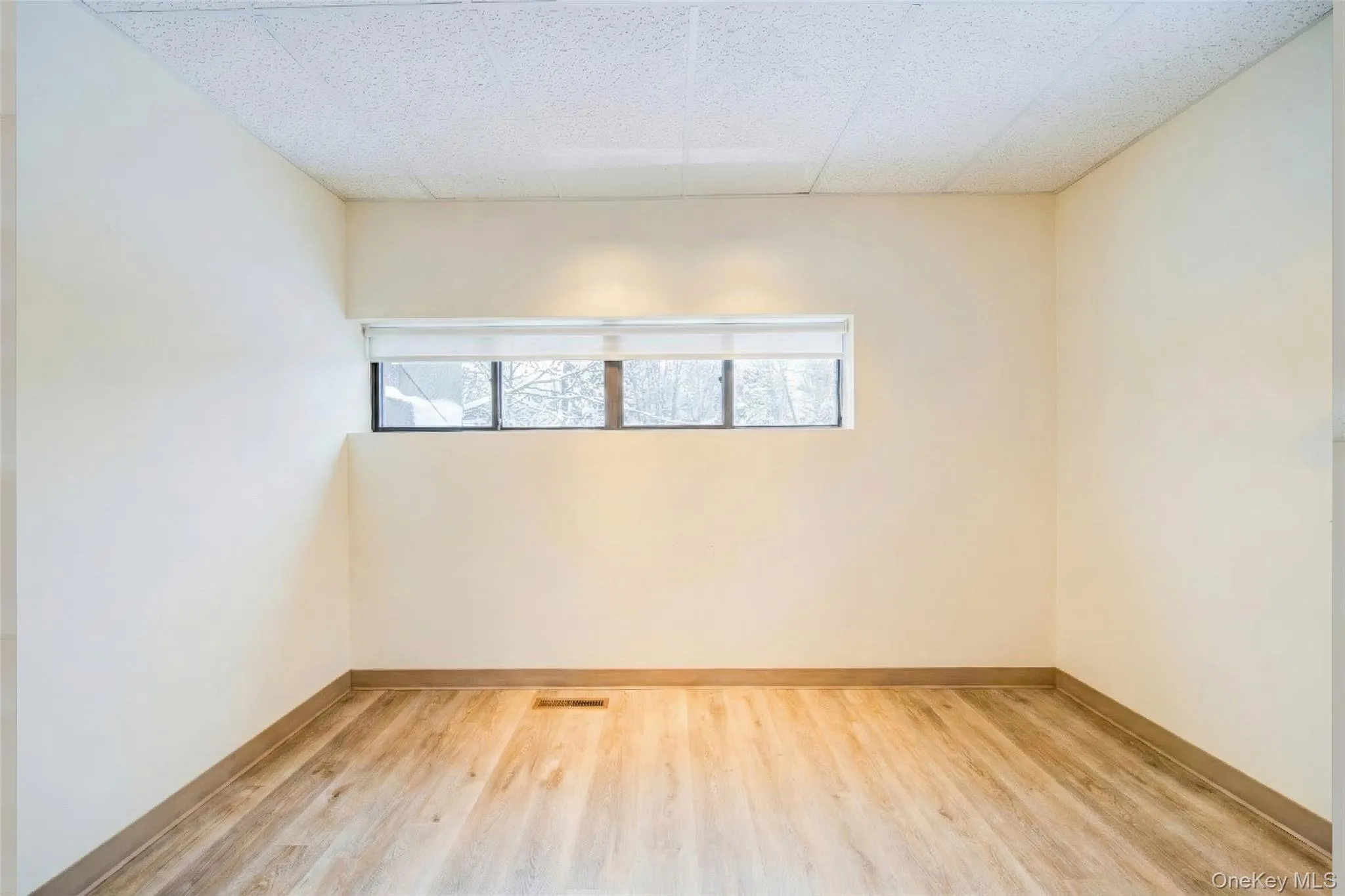 2nd Floor Unit: Digitally staged to illustrate space when vacated. 2nd Floor Unit: Digitally staged to illustrate space when vacated.