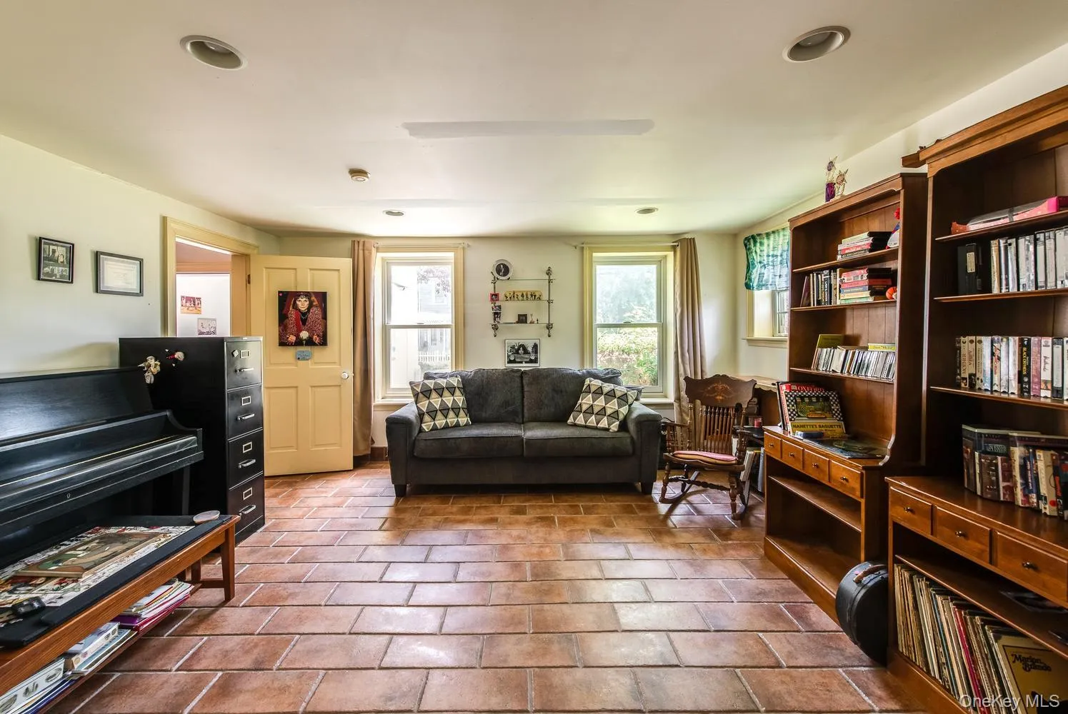 33 Cliff Street, Beacon, NY, 5 Bedrooms Bedrooms, 9 Rooms Rooms,1 BathroomBathrooms,Residential,For Rent,Cliff,0,952958 33 Cliff Street, Beacon, NY, 5 Bedrooms Bedrooms, 9 Rooms Rooms,1 BathroomBathrooms,Residential,For Rent,Cliff,0,952958