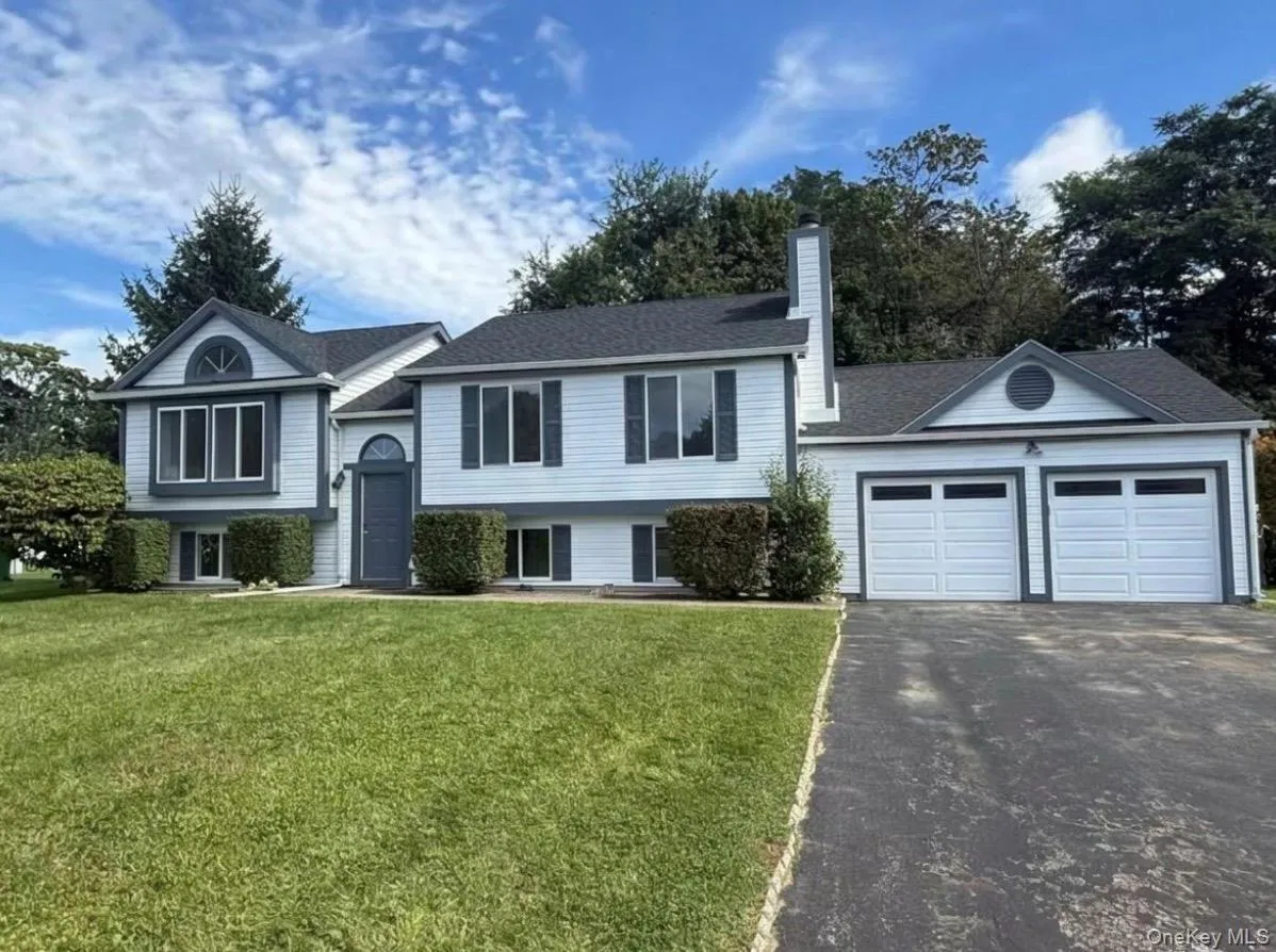 10 Victor Road, Beacon, NY, 5 Bedrooms Bedrooms, 12 Rooms Rooms,3 BathroomsBathrooms,Residential,For Rent,Victor,0,952959 10 Victor Road, Beacon, NY, 5 Bedrooms Bedrooms, 12 Rooms Rooms,3 BathroomsBathrooms,Residential,For Rent,Victor,0,952959