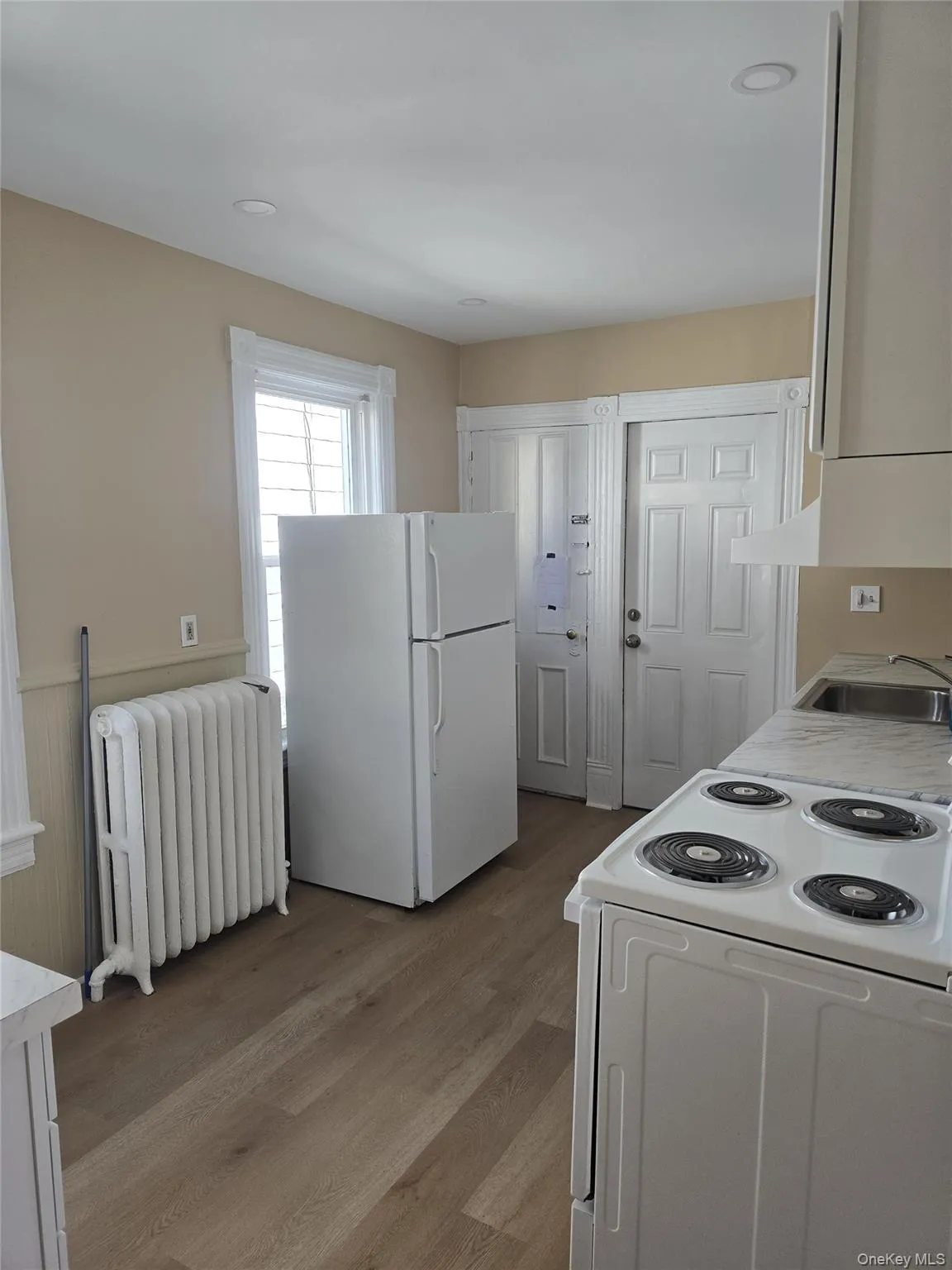 30 White Street, Poughkeepsie, NY, 3 Bedrooms Bedrooms, 5 Rooms Rooms,1 BathroomBathrooms,Residential Lease,For Rent,White,0,952982 30 White Street, Poughkeepsie, NY, 3 Bedrooms Bedrooms, 5 Rooms Rooms,1 BathroomBathrooms,Residential Lease,For Rent,White,0,952982