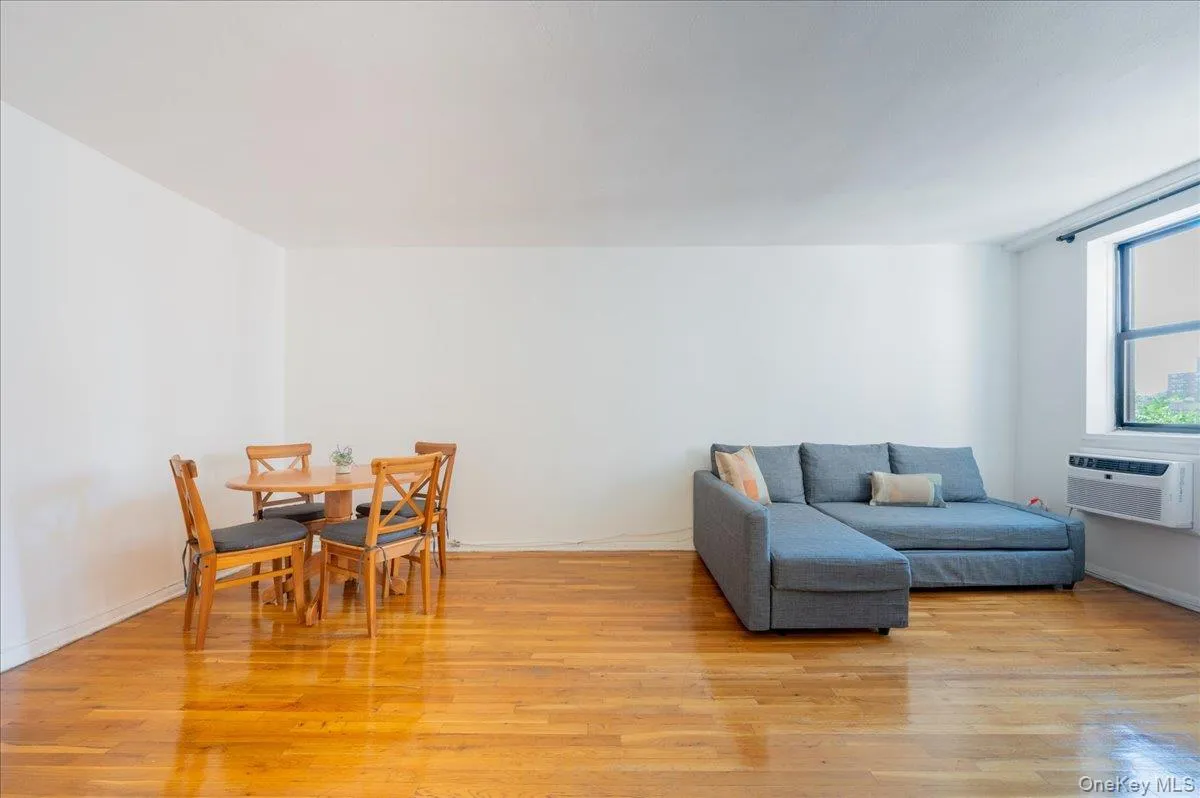 37-30 73rd St, New York, NY, 1 Bedroom Bedrooms, 3 Rooms Rooms,1 BathroomBathrooms,Residential Lease,Idx,73rd St,0,952988 37-30 73rd St, New York, NY, 1 Bedroom Bedrooms, 3 Rooms Rooms,1 BathroomBathrooms,Residential Lease,Idx,73rd St,0,952988