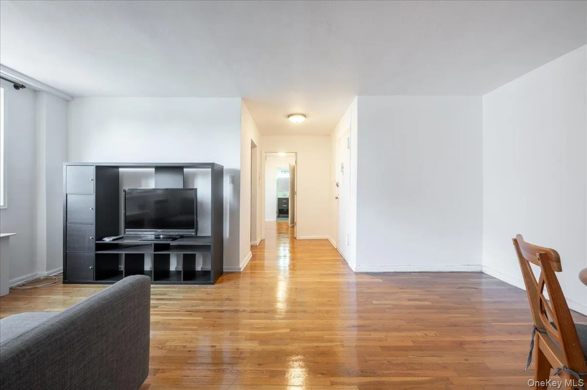 37-30 73rd St, New York, NY, 1 Bedroom Bedrooms, 3 Rooms Rooms,1 BathroomBathrooms,Residential Lease,Idx,73rd St,0,952988 37-30 73rd St, New York, NY, 1 Bedroom Bedrooms, 3 Rooms Rooms,1 BathroomBathrooms,Residential Lease,Idx,73rd St,0,952988