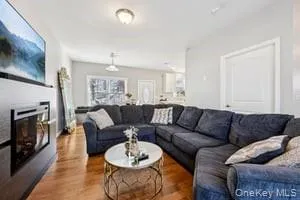 214 Prospect Street, Newburgh (city), NY, 3 Bedrooms Bedrooms, 8 Rooms Rooms,1 BathroomBathrooms,Residential,For Rent,Prospect,0,953002 214 Prospect Street, Newburgh (city), NY, 3 Bedrooms Bedrooms, 8 Rooms Rooms,1 BathroomBathrooms,Residential,For Rent,Prospect,0,953002