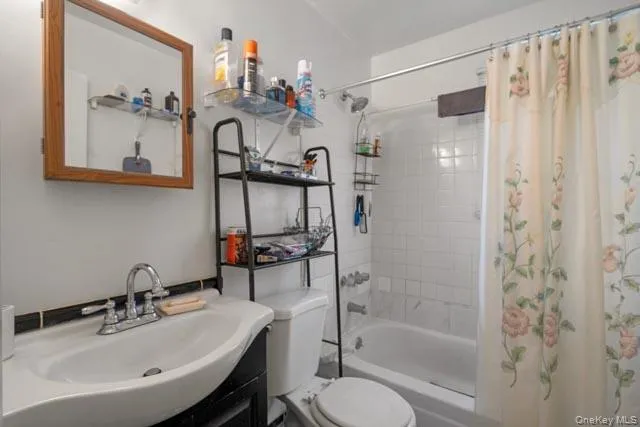 576 Barbey Street, New York, NY, 3 Bedrooms Bedrooms, 7 Rooms Rooms,2 BathroomsBathrooms,Residential,For Rent,Barbey,0,953007 576 Barbey Street, New York, NY, 3 Bedrooms Bedrooms, 7 Rooms Rooms,2 BathroomsBathrooms,Residential,For Rent,Barbey,0,953007