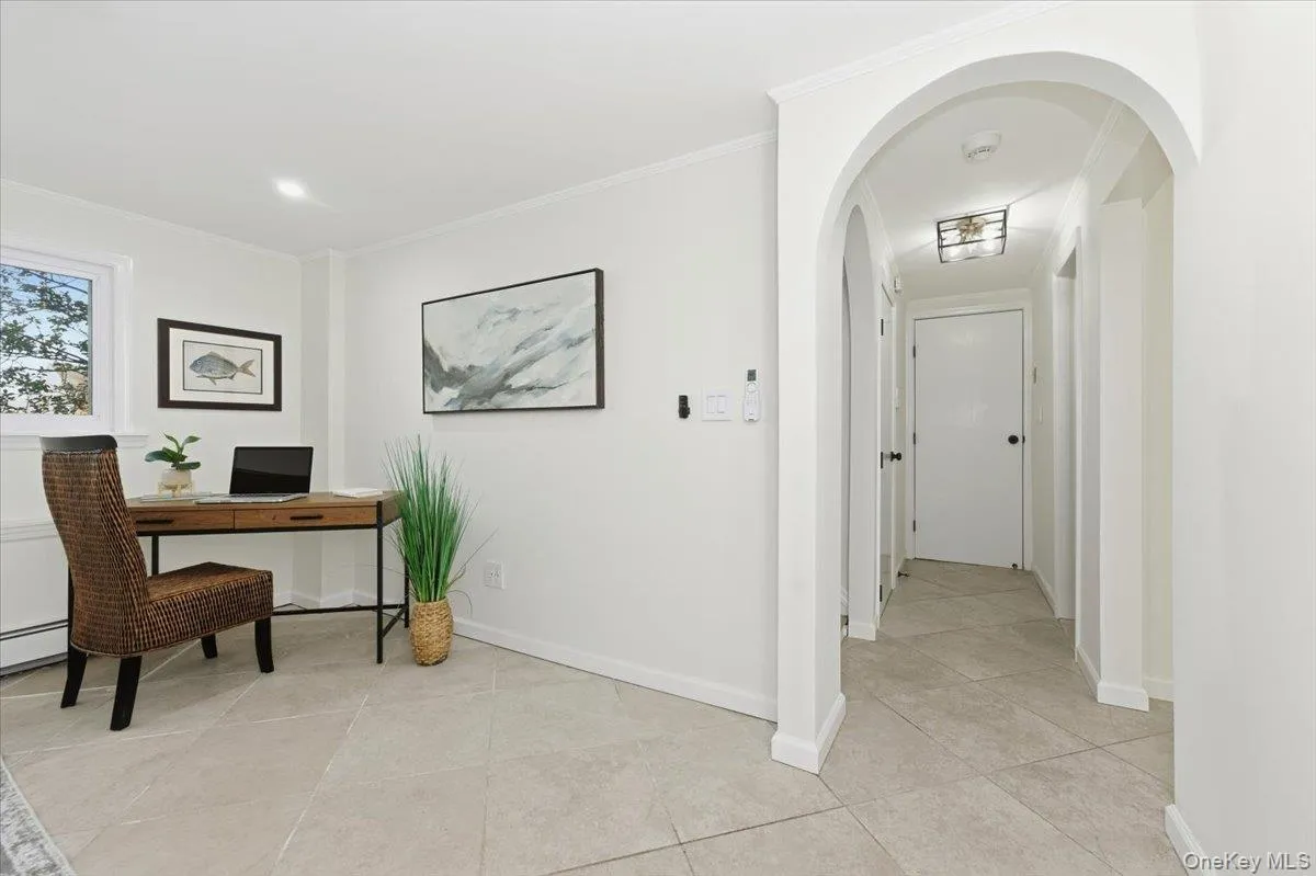 230 Sequams Lane Center, Islip, NY, 3 Bedrooms Bedrooms, 8 Rooms Rooms,2 BathroomsBathrooms,Residential,For Rent,Sequams Lane,0,953018 230 Sequams Lane Center, Islip, NY, 3 Bedrooms Bedrooms, 8 Rooms Rooms,2 BathroomsBathrooms,Residential,For Rent,Sequams Lane,0,953018