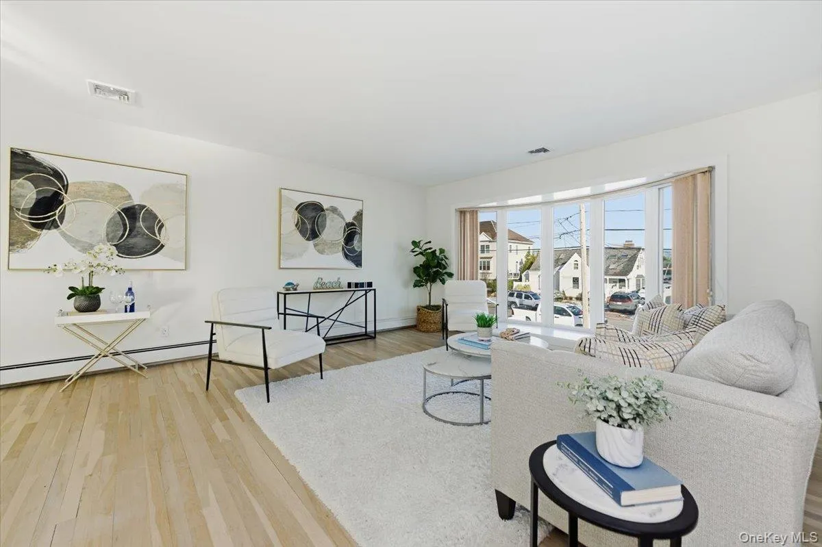 230 Sequams Lane Center, Islip, NY, 3 Bedrooms Bedrooms, 8 Rooms Rooms,2 BathroomsBathrooms,Residential,For Rent,Sequams Lane,0,953018 230 Sequams Lane Center, Islip, NY, 3 Bedrooms Bedrooms, 8 Rooms Rooms,2 BathroomsBathrooms,Residential,For Rent,Sequams Lane,0,953018
