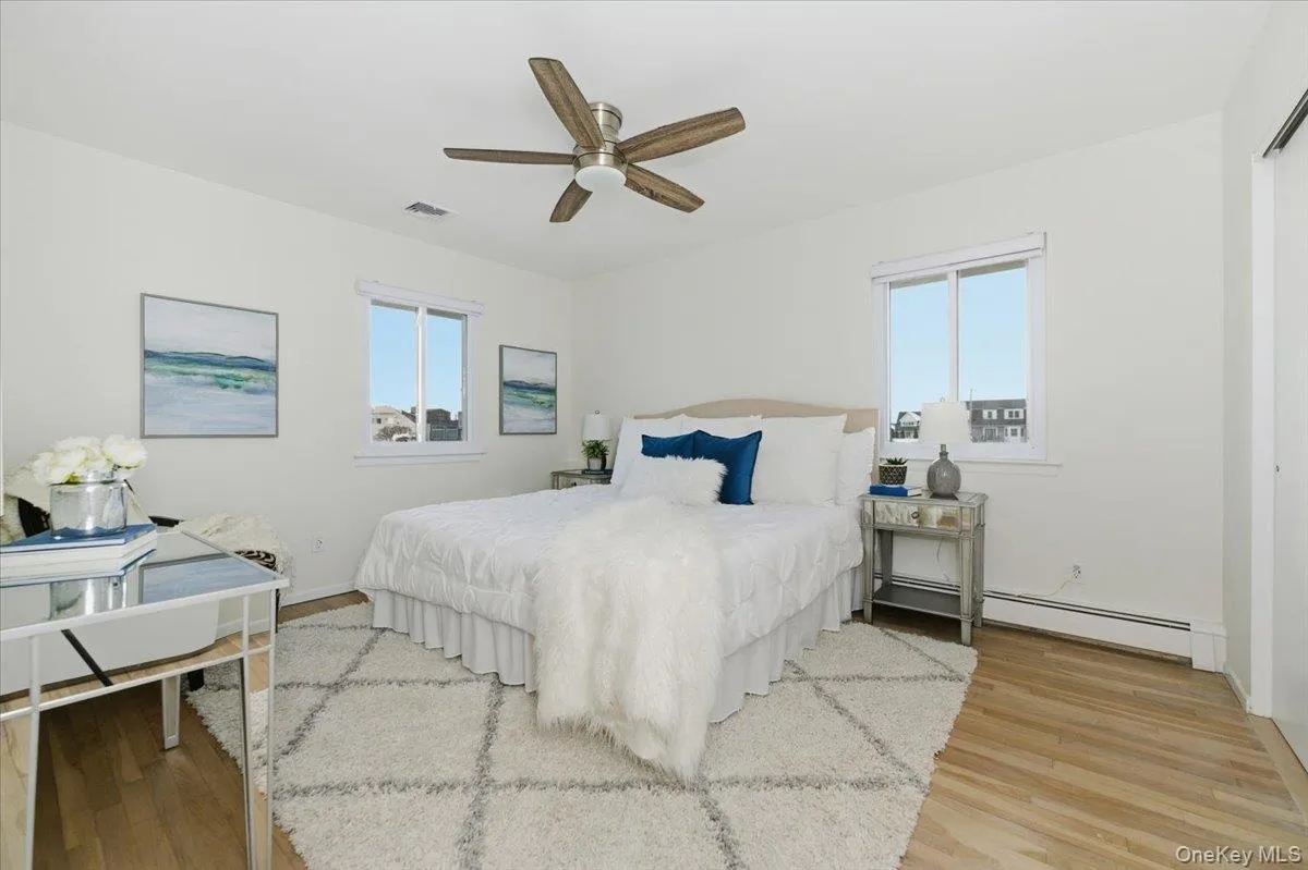 230 Sequams Lane Center, Islip, NY, 3 Bedrooms Bedrooms, 8 Rooms Rooms,2 BathroomsBathrooms,Residential,For Rent,Sequams Lane,0,953018 230 Sequams Lane Center, Islip, NY, 3 Bedrooms Bedrooms, 8 Rooms Rooms,2 BathroomsBathrooms,Residential,For Rent,Sequams Lane,0,953018