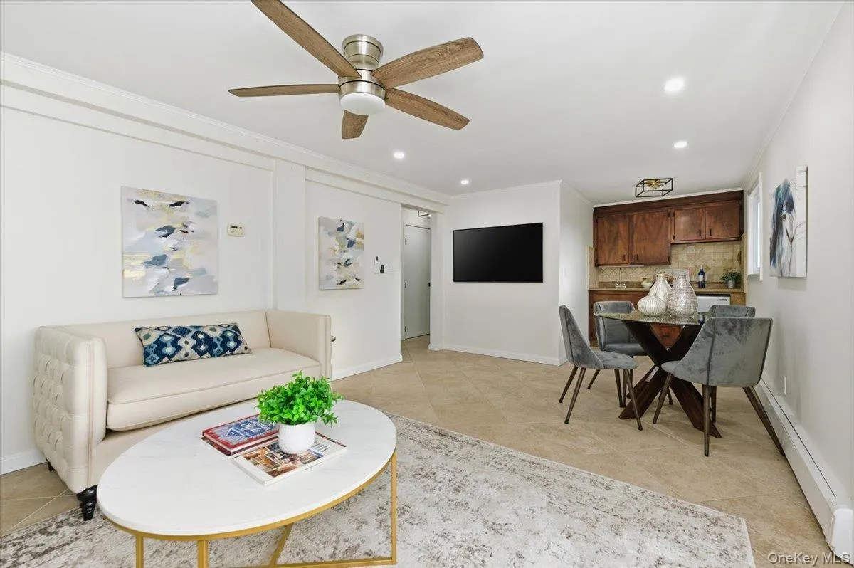 230 Sequams Lane Center, Islip, NY, 3 Bedrooms Bedrooms, 8 Rooms Rooms,2 BathroomsBathrooms,Residential,For Rent,Sequams Lane,0,953018 230 Sequams Lane Center, Islip, NY, 3 Bedrooms Bedrooms, 8 Rooms Rooms,2 BathroomsBathrooms,Residential,For Rent,Sequams Lane,0,953018