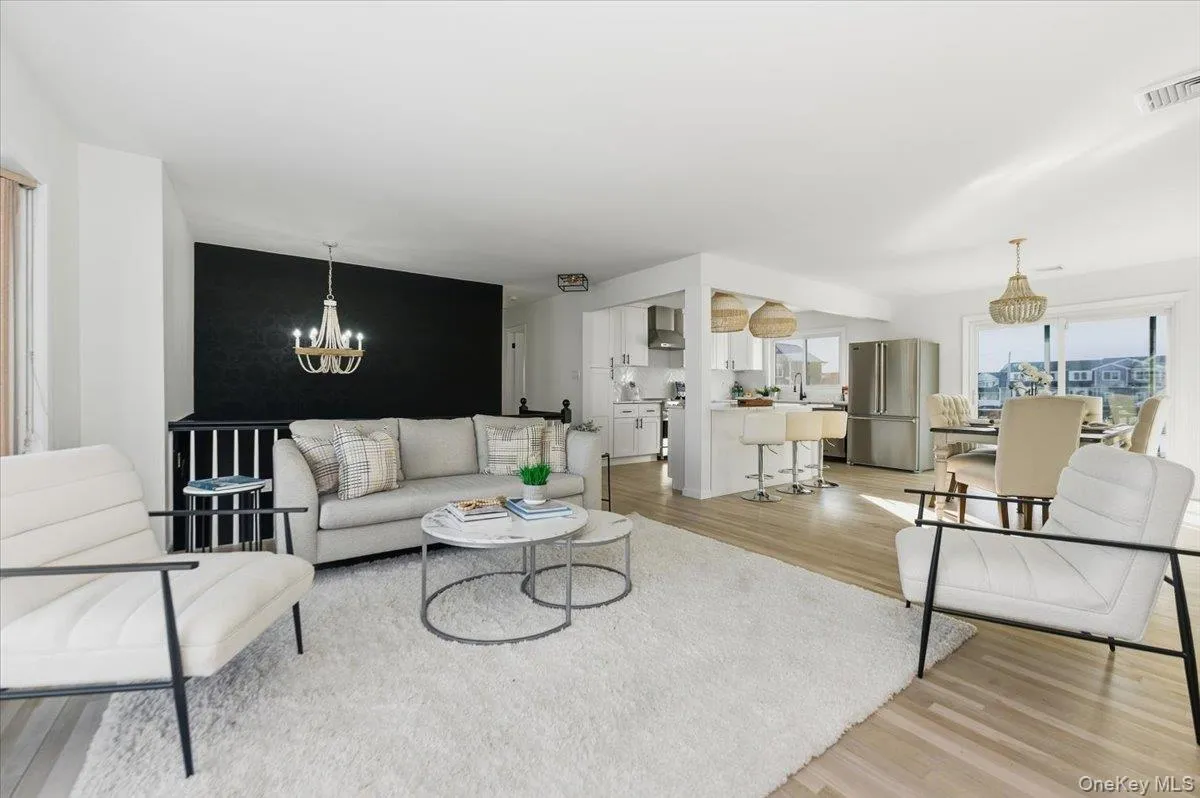 230 Sequams Lane Center, Islip, NY, 3 Bedrooms Bedrooms, 8 Rooms Rooms,2 BathroomsBathrooms,Residential,For Rent,Sequams Lane,0,953018 230 Sequams Lane Center, Islip, NY, 3 Bedrooms Bedrooms, 8 Rooms Rooms,2 BathroomsBathrooms,Residential,For Rent,Sequams Lane,0,953018