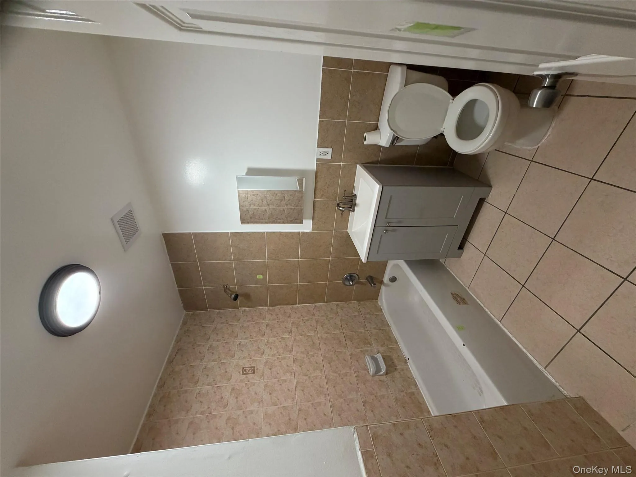 17207A 90th Avenue, New York, NY, 3 Bedrooms Bedrooms, 6 Rooms Rooms,2 BathroomsBathrooms,Residential Lease,Idx,90th,0,953037 17207A 90th Avenue, New York, NY, 3 Bedrooms Bedrooms, 6 Rooms Rooms,2 BathroomsBathrooms,Residential Lease,Idx,90th,0,953037