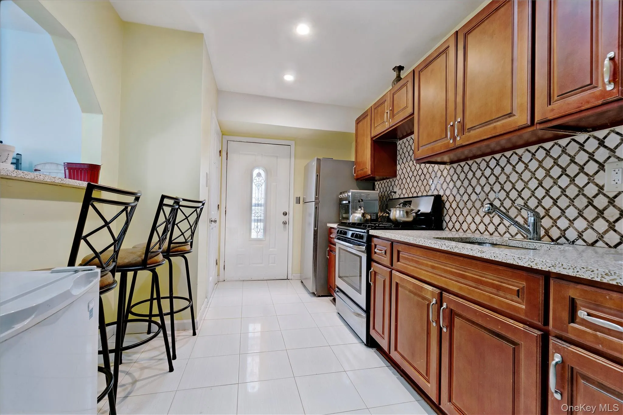 355 Beach 47th Street, New York, NY, 4 Bedrooms Bedrooms, 6 Rooms Rooms,1 BathroomBathrooms,Residential,For Rent,Beach 47th,0,953049 355 Beach 47th Street, New York, NY, 4 Bedrooms Bedrooms, 6 Rooms Rooms,1 BathroomBathrooms,Residential,For Rent,Beach 47th,0,953049