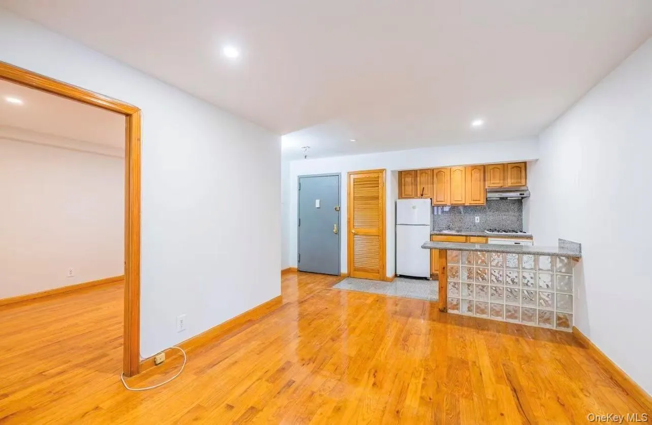 165 Elizabeth Street, New York, NY, 1 Bedroom Bedrooms, 5 Rooms Rooms,1 BathroomBathrooms,Residential,For Rent,Elizabeth,0,953051 165 Elizabeth Street, New York, NY, 1 Bedroom Bedrooms, 5 Rooms Rooms,1 BathroomBathrooms,Residential,For Rent,Elizabeth,0,953051