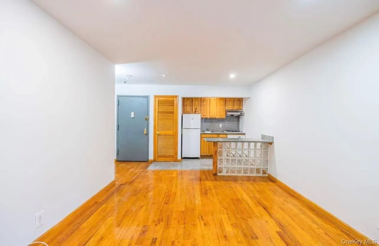 165 Elizabeth Street, New York, NY, 1 Bedroom Bedrooms, 5 Rooms Rooms,1 BathroomBathrooms,Residential,For Rent,Elizabeth,0,953051 165 Elizabeth Street, New York, NY, 1 Bedroom Bedrooms, 5 Rooms Rooms,1 BathroomBathrooms,Residential,For Rent,Elizabeth,0,953051