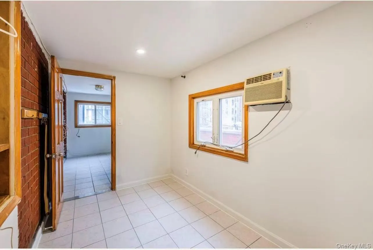 165 Elizabeth Street, New York, NY, 1 Bedroom Bedrooms, 5 Rooms Rooms,1 BathroomBathrooms,Residential,For Rent,Elizabeth,0,953051 165 Elizabeth Street, New York, NY, 1 Bedroom Bedrooms, 5 Rooms Rooms,1 BathroomBathrooms,Residential,For Rent,Elizabeth,0,953051
