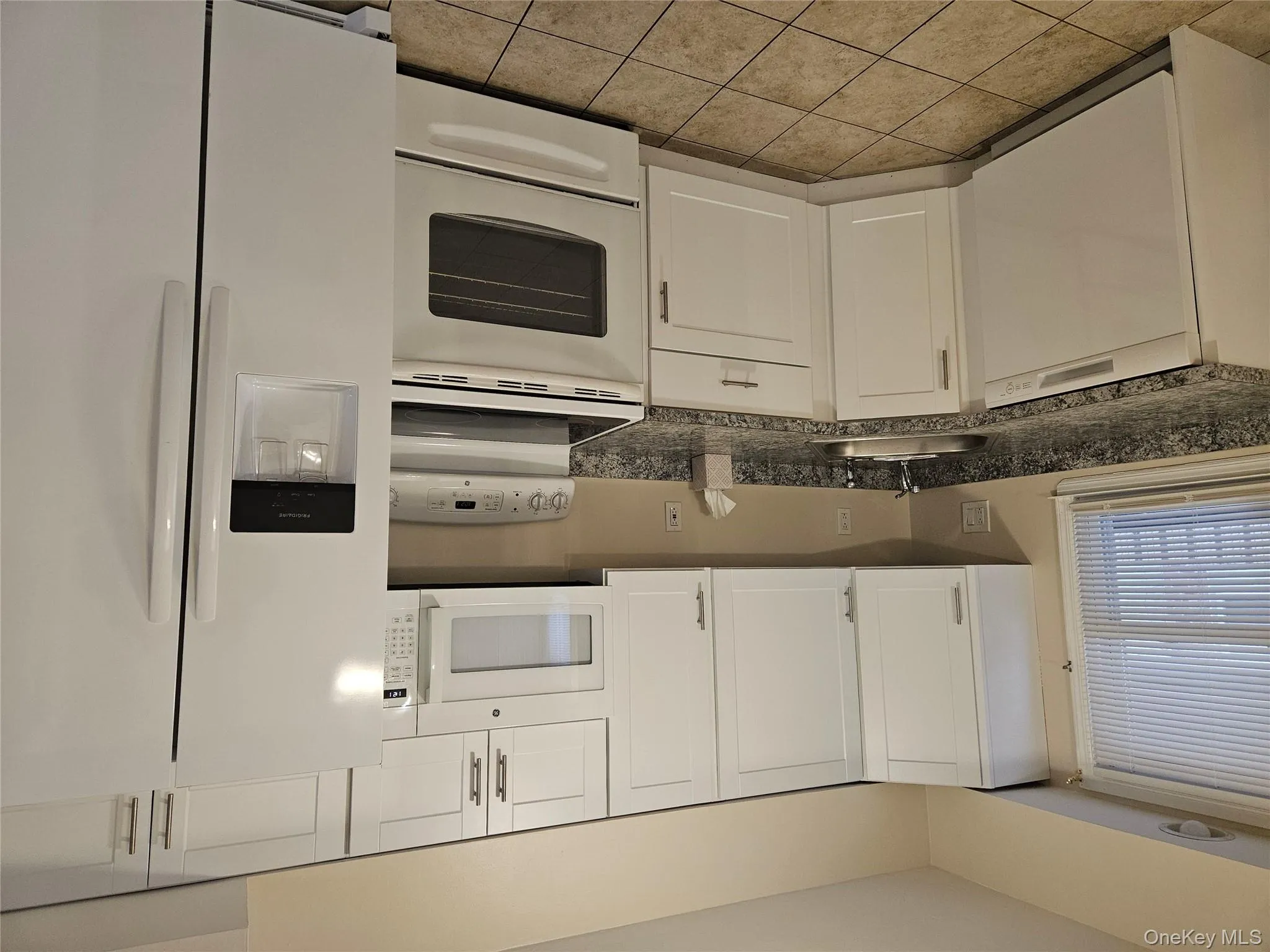 36 harrison Place, Oyster Bay, NY, 3 Bedrooms Bedrooms, 6 Rooms Rooms,2 BathroomsBathrooms,Residential Lease,Idx,harrison,0,953062 36 harrison Place, Oyster Bay, NY, 3 Bedrooms Bedrooms, 6 Rooms Rooms,2 BathroomsBathrooms,Residential Lease,Idx,harrison,0,953062