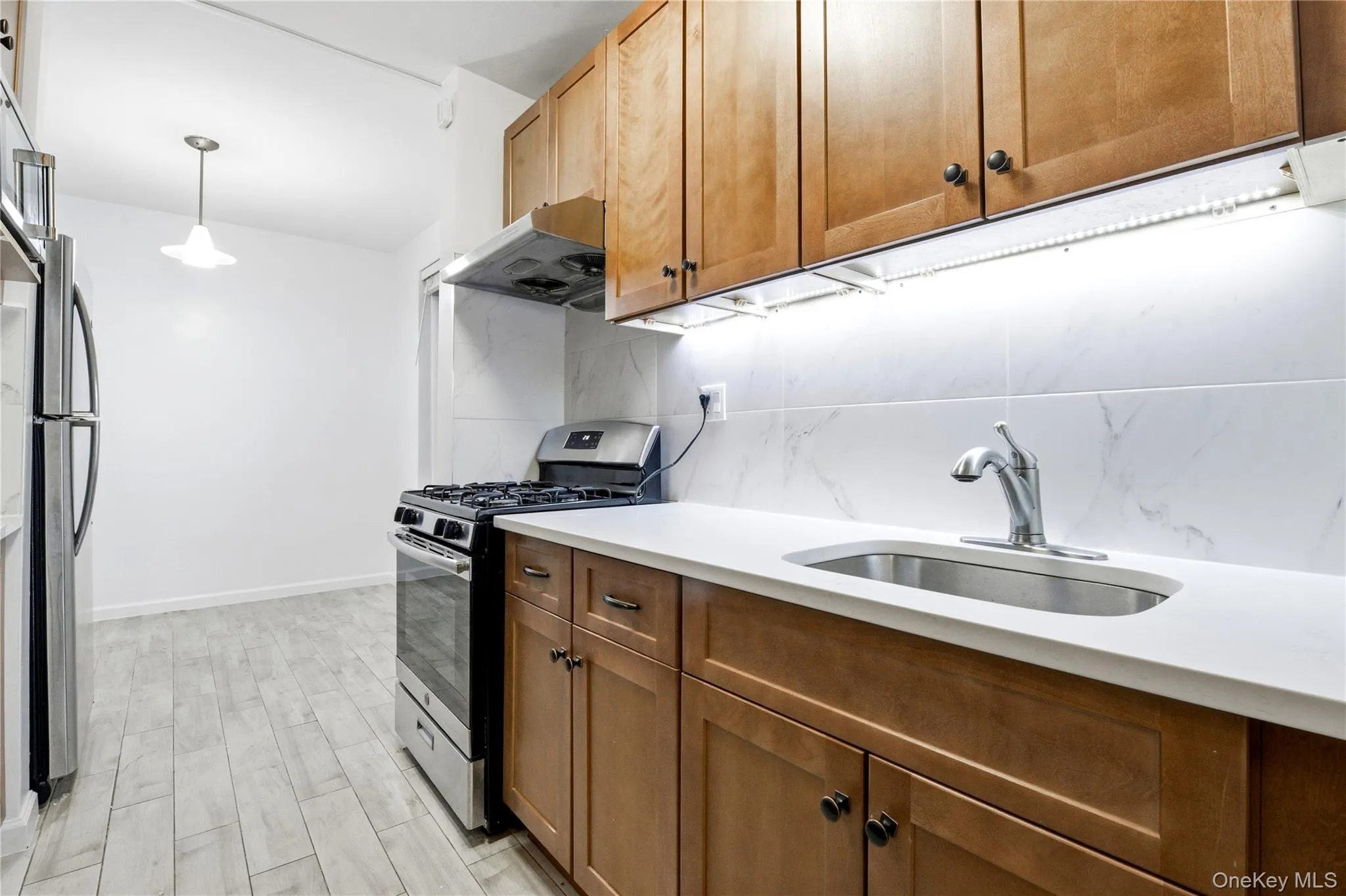 100-10 67th Road, New York, NY, 2 Bedrooms Bedrooms, 5 Rooms Rooms,1 BathroomBathrooms,Residential Lease,For Rent,67th,0,953073 100-10 67th Road, New York, NY, 2 Bedrooms Bedrooms, 5 Rooms Rooms,1 BathroomBathrooms,Residential Lease,For Rent,67th,0,953073