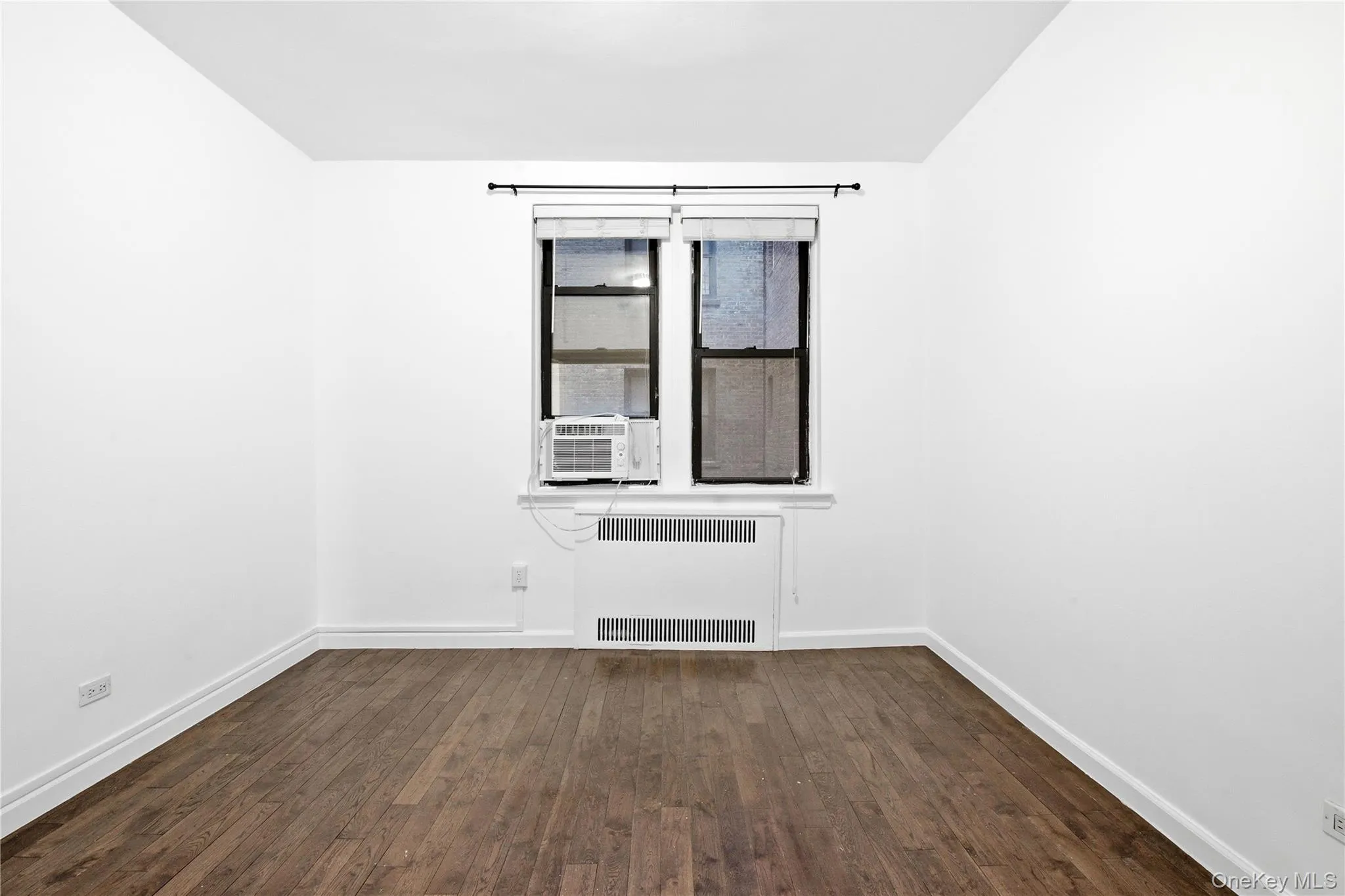 100-10 67th Road, New York, NY, 2 Bedrooms Bedrooms, 5 Rooms Rooms,1 BathroomBathrooms,Residential Lease,For Rent,67th,0,953073 100-10 67th Road, New York, NY, 2 Bedrooms Bedrooms, 5 Rooms Rooms,1 BathroomBathrooms,Residential Lease,For Rent,67th,0,953073