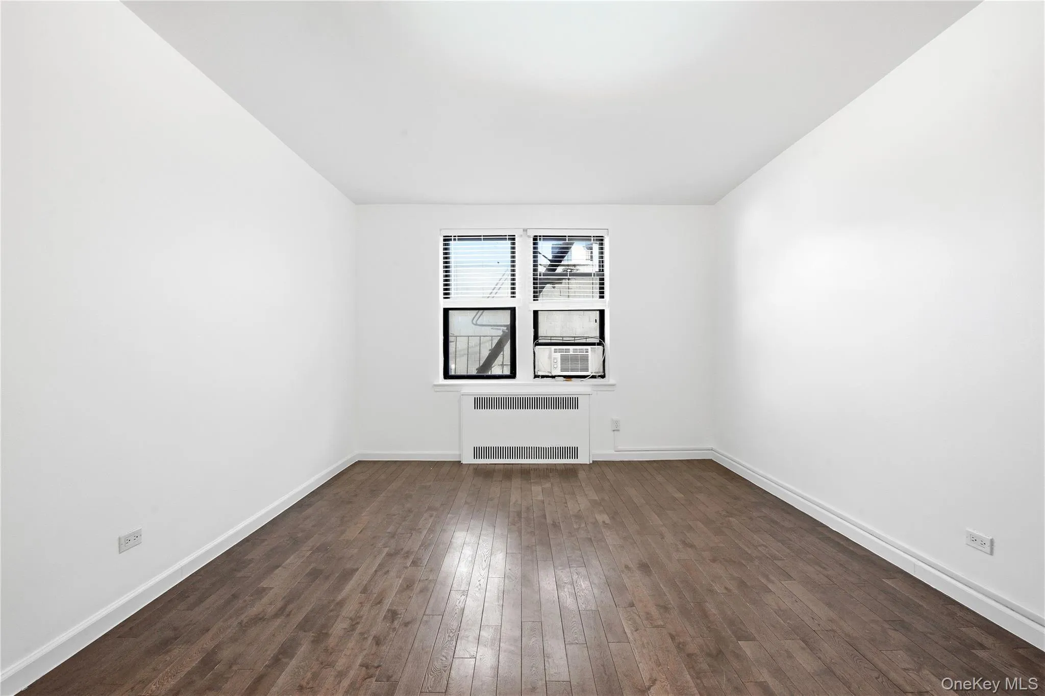 100-10 67th Road, New York, NY, 2 Bedrooms Bedrooms, 5 Rooms Rooms,1 BathroomBathrooms,Residential Lease,For Rent,67th,0,953073 100-10 67th Road, New York, NY, 2 Bedrooms Bedrooms, 5 Rooms Rooms,1 BathroomBathrooms,Residential Lease,For Rent,67th,0,953073