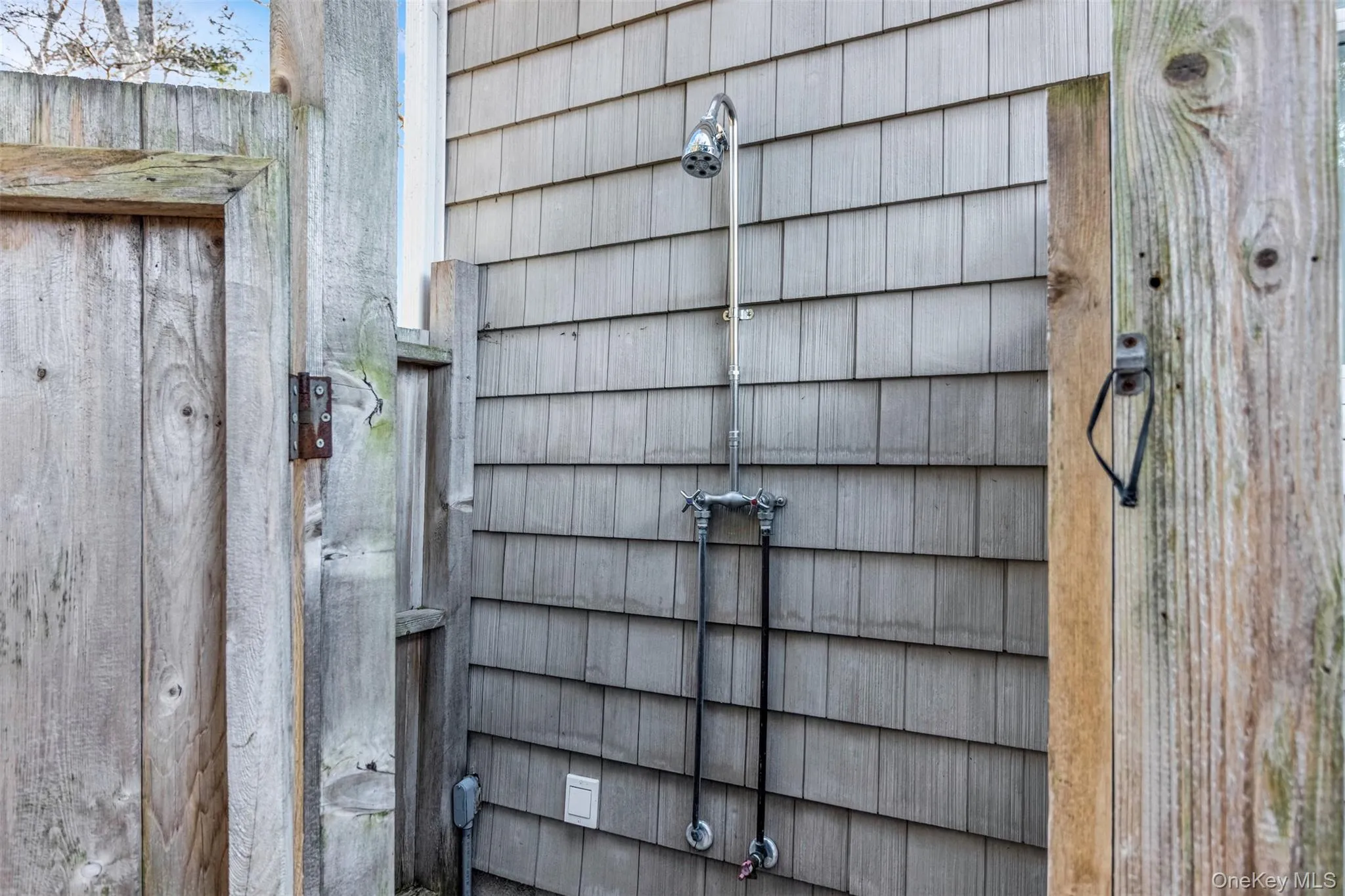 435 Luptons Point Road, Southold, NY, 4 Bedrooms Bedrooms, 10 Rooms Rooms,2 BathroomsBathrooms,Residential Lease,Idx,Luptons Point,0,953137 435 Luptons Point Road, Southold, NY, 4 Bedrooms Bedrooms, 10 Rooms Rooms,2 BathroomsBathrooms,Residential Lease,Idx,Luptons Point,0,953137