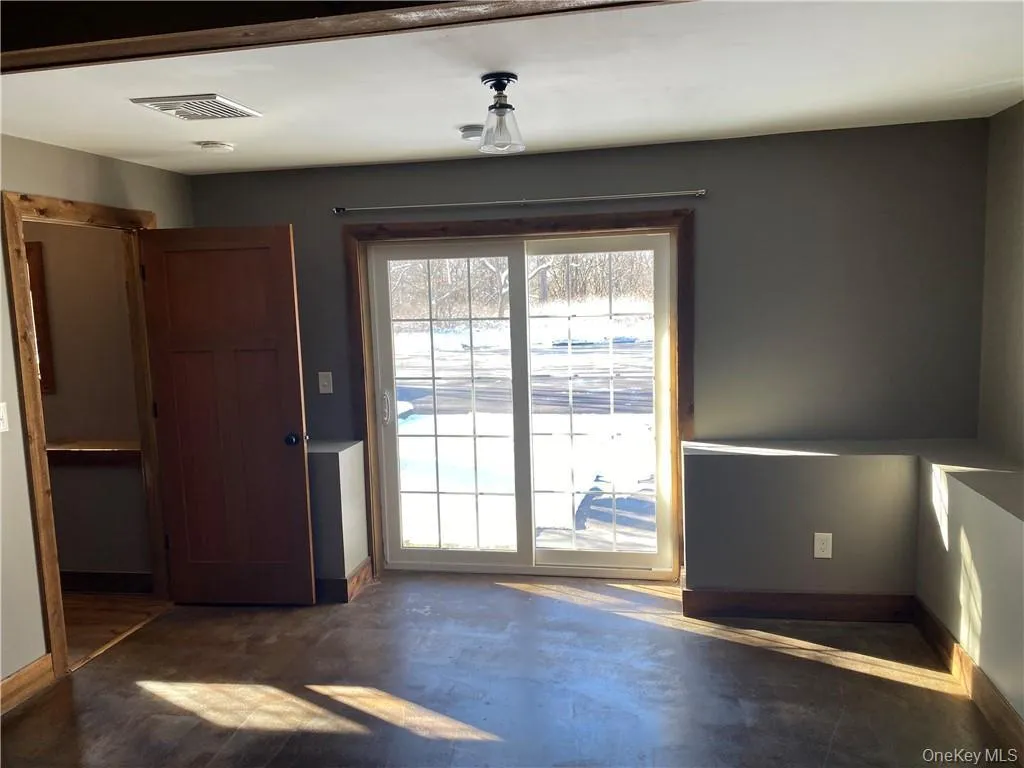 2563 Route 302, Wallkill, NY, 1 Bedroom Bedrooms, 3 Rooms Rooms,1 BathroomBathrooms,Residential Lease,Idx,Route 302,0,953139 2563 Route 302, Wallkill, NY, 1 Bedroom Bedrooms, 3 Rooms Rooms,1 BathroomBathrooms,Residential Lease,Idx,Route 302,0,953139