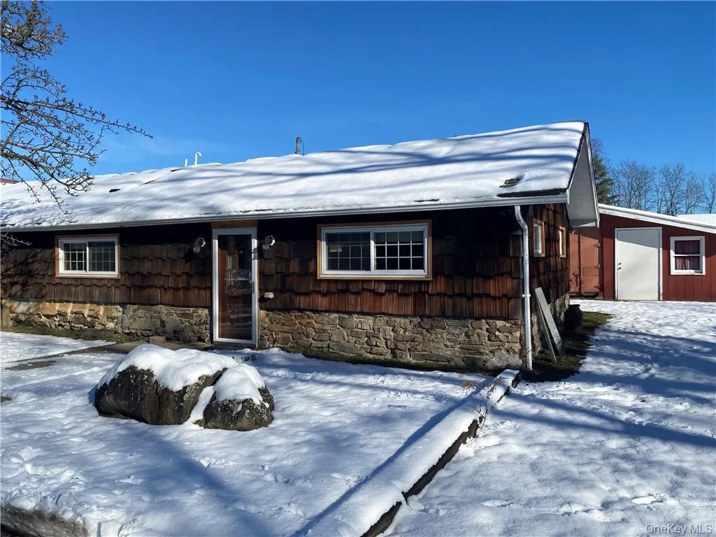 2563 Route 302, Wallkill, NY, 1 Bedroom Bedrooms, 3 Rooms Rooms,1 BathroomBathrooms,Residential Lease,Idx,Route 302,0,953139 2563 Route 302, Wallkill, NY, 1 Bedroom Bedrooms, 3 Rooms Rooms,1 BathroomBathrooms,Residential Lease,Idx,Route 302,0,953139