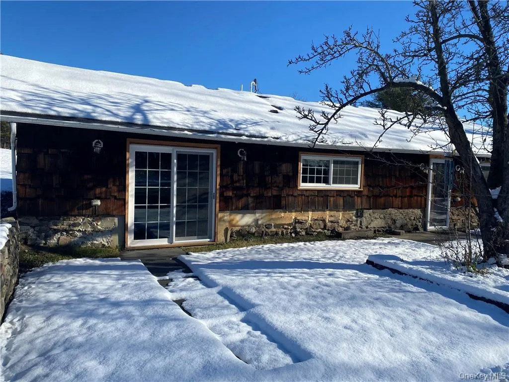 2563 Route 302, Wallkill, NY, 1 Bedroom Bedrooms, 3 Rooms Rooms,1 BathroomBathrooms,Residential Lease,Idx,Route 302,0,953139 2563 Route 302, Wallkill, NY, 1 Bedroom Bedrooms, 3 Rooms Rooms,1 BathroomBathrooms,Residential Lease,Idx,Route 302,0,953139