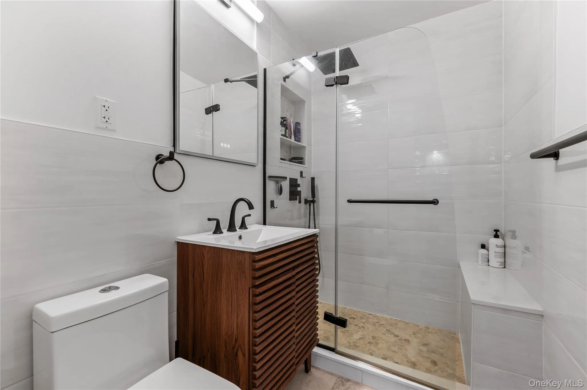 17-85 215, New York, NY, 1 Bedroom Bedrooms, 3 Rooms Rooms,1 BathroomBathrooms,Residential Lease,For Rent,215,0,953150 17-85 215, New York, NY, 1 Bedroom Bedrooms, 3 Rooms Rooms,1 BathroomBathrooms,Residential Lease,For Rent,215,0,953150