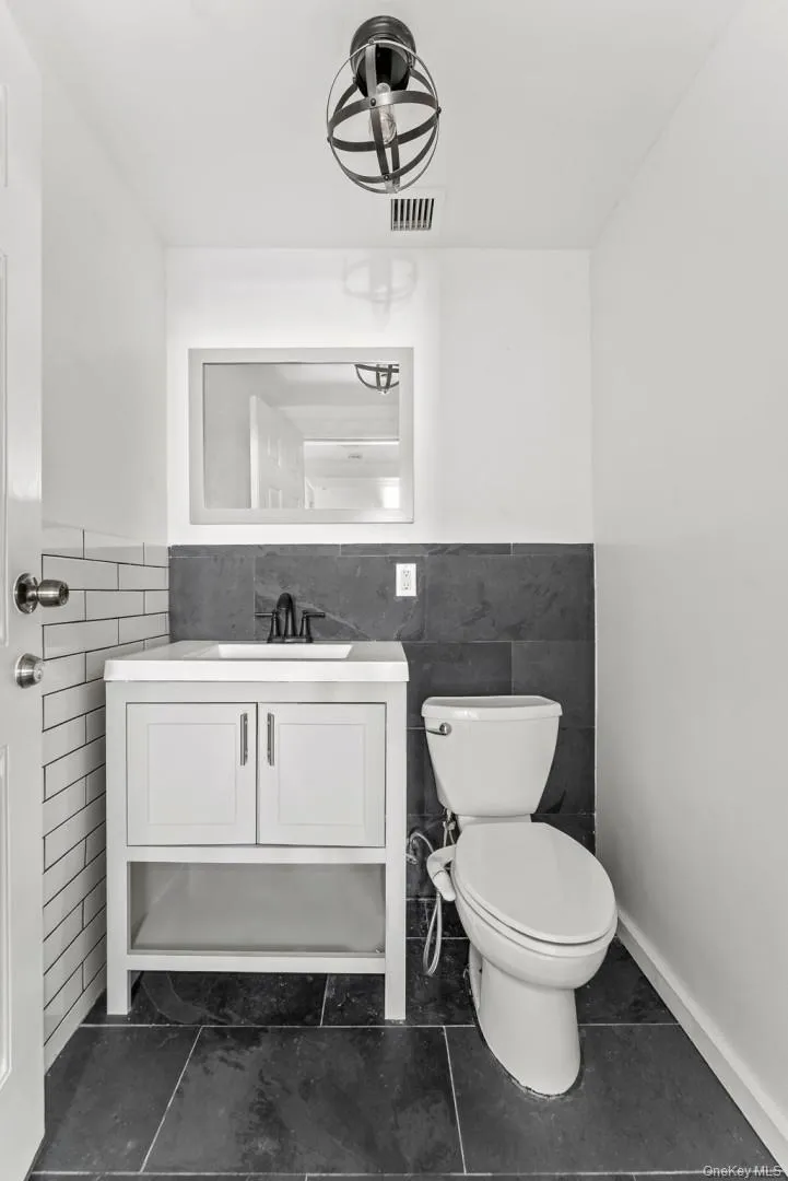 303 146th Street, New York, NY, 2 Bedrooms Bedrooms, 6 Rooms Rooms,1 BathroomBathrooms,Residential,For Rent,146th,0,953152 303 146th Street, New York, NY, 2 Bedrooms Bedrooms, 6 Rooms Rooms,1 BathroomBathrooms,Residential,For Rent,146th,0,953152