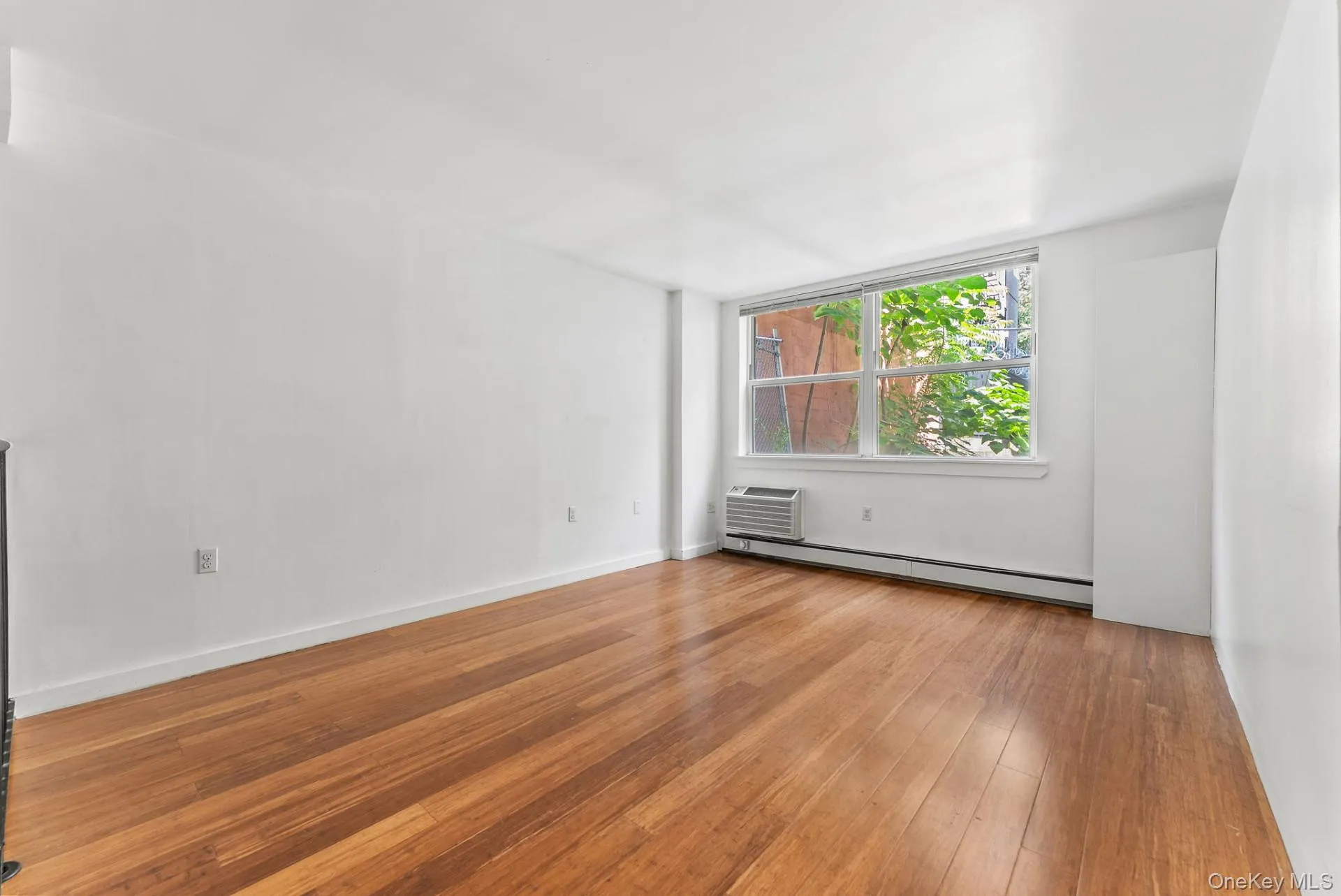 303 146th Street, New York, NY, 2 Bedrooms Bedrooms, 6 Rooms Rooms,1 BathroomBathrooms,Residential,For Rent,146th,0,953152 303 146th Street, New York, NY, 2 Bedrooms Bedrooms, 6 Rooms Rooms,1 BathroomBathrooms,Residential,For Rent,146th,0,953152