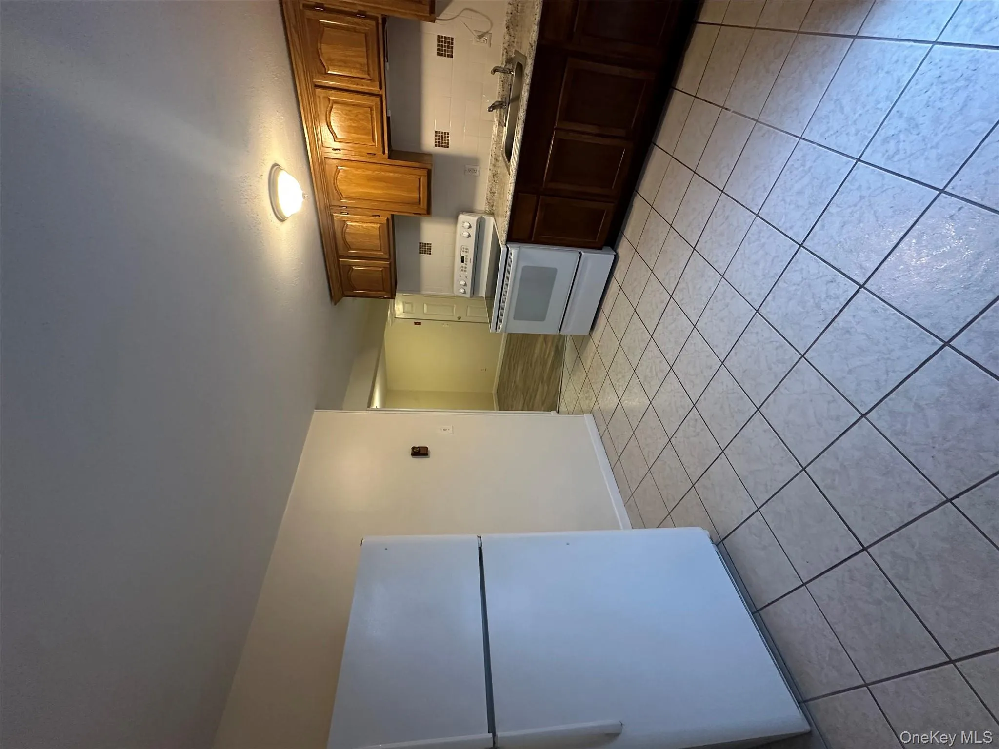 1 Huron Drive, Islip, NY, 1 Bedroom Bedrooms, 4 Rooms Rooms,1 BathroomBathrooms,Residential Lease,Idx,Huron,0,953176 1 Huron Drive, Islip, NY, 1 Bedroom Bedrooms, 4 Rooms Rooms,1 BathroomBathrooms,Residential Lease,Idx,Huron,0,953176