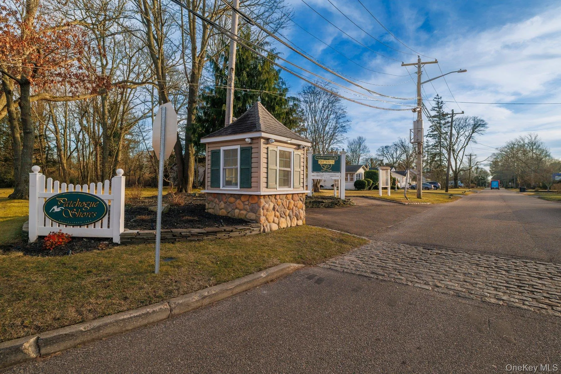 12 Summit Street, Brookhaven, NY, 3 Bedrooms Bedrooms, 7 Rooms Rooms,1 BathroomBathrooms,Residential,For Rent,Summit,0,953181 12 Summit Street, Brookhaven, NY, 3 Bedrooms Bedrooms, 7 Rooms Rooms,1 BathroomBathrooms,Residential,For Rent,Summit,0,953181