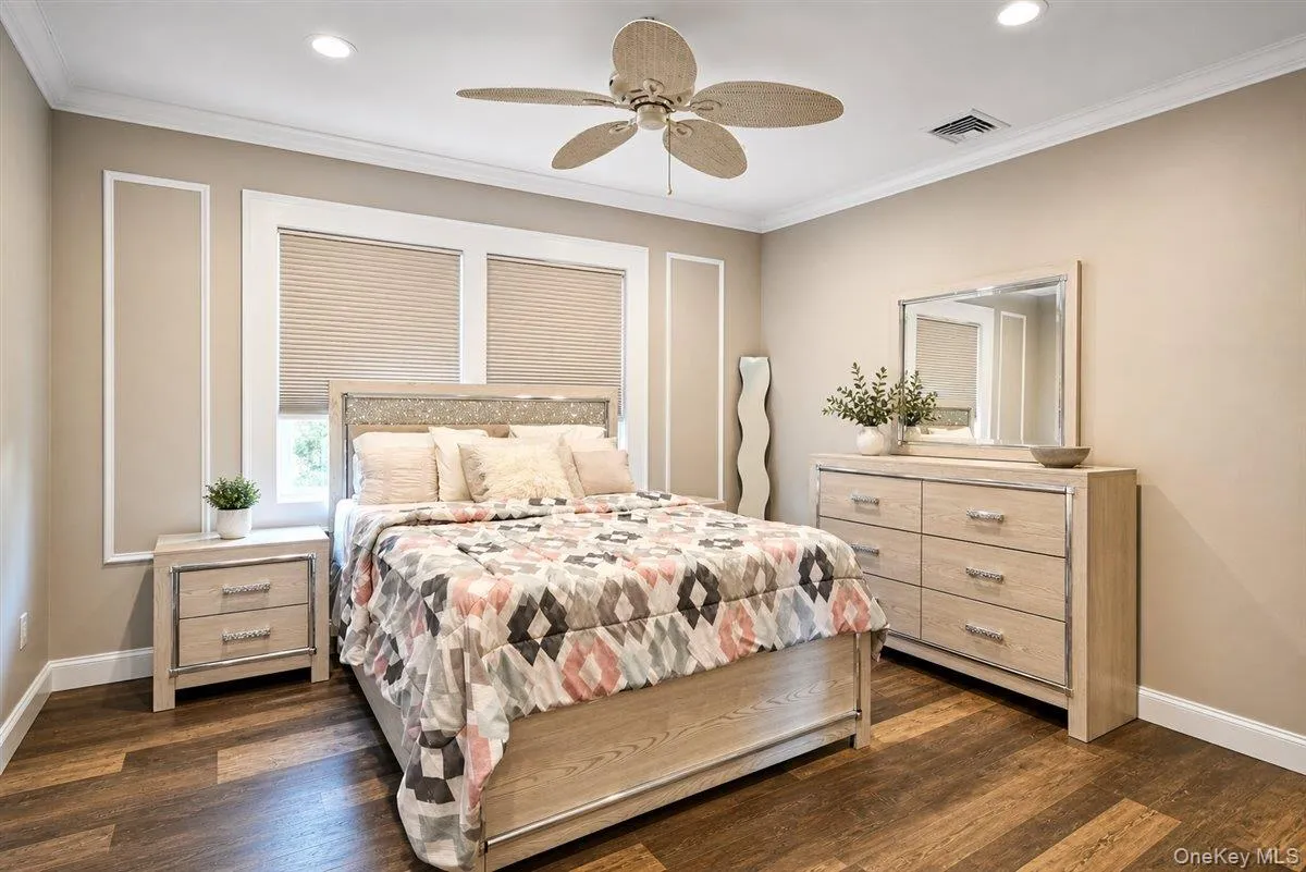 30 Hampton Drive, Brookhaven, NY, 5 Bedrooms Bedrooms, 9 Rooms Rooms,3 BathroomsBathrooms,Residential,For Rent,Hampton,0,KEY953185 30 Hampton Drive, Brookhaven, NY, 5 Bedrooms Bedrooms, 9 Rooms Rooms,3 BathroomsBathrooms,Residential,For Rent,Hampton,0,KEY953185