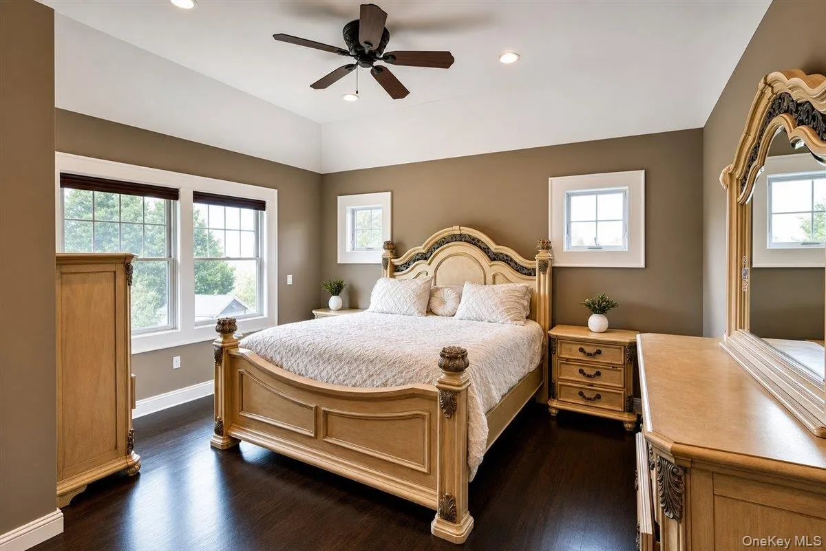 30 Hampton Drive, Brookhaven, NY, 5 Bedrooms Bedrooms, 9 Rooms Rooms,3 BathroomsBathrooms,Residential,For Rent,Hampton,0,KEY953185 30 Hampton Drive, Brookhaven, NY, 5 Bedrooms Bedrooms, 9 Rooms Rooms,3 BathroomsBathrooms,Residential,For Rent,Hampton,0,KEY953185