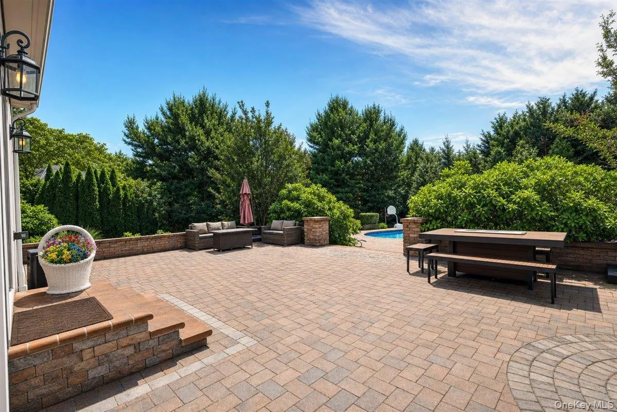 30 Hampton Drive, Brookhaven, NY, 5 Bedrooms Bedrooms, 9 Rooms Rooms,3 BathroomsBathrooms,Residential,For Rent,Hampton,0,KEY953185 30 Hampton Drive, Brookhaven, NY, 5 Bedrooms Bedrooms, 9 Rooms Rooms,3 BathroomsBathrooms,Residential,For Rent,Hampton,0,KEY953185