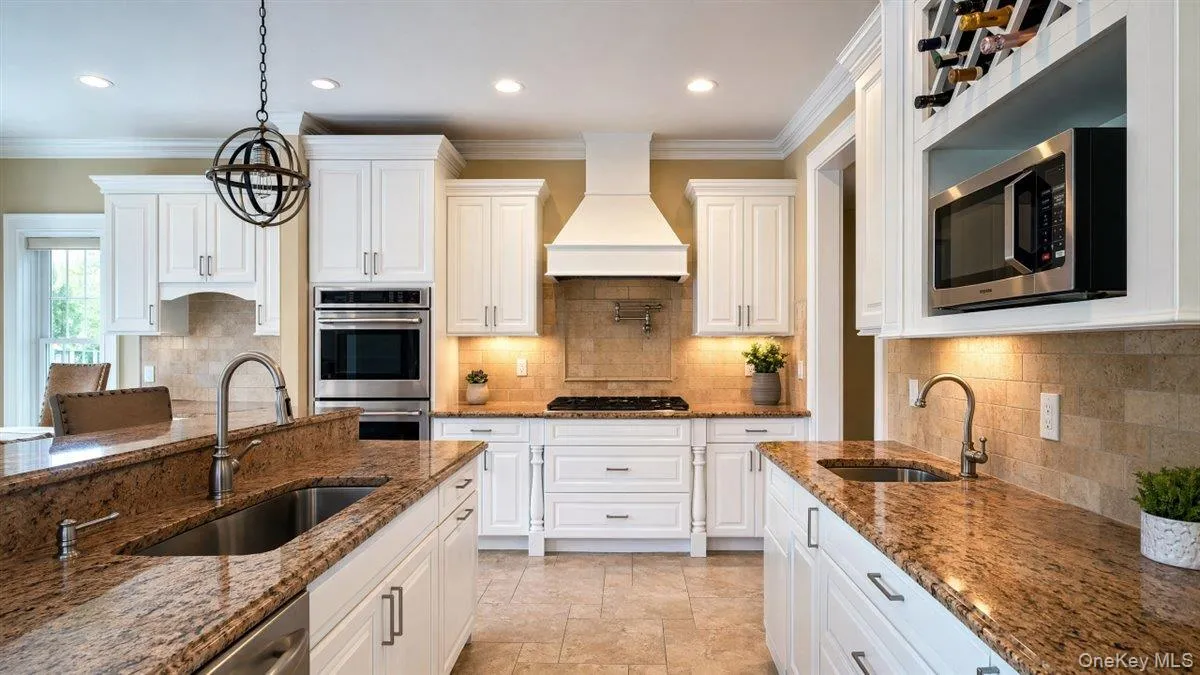 30 Hampton Drive, Brookhaven, NY, 5 Bedrooms Bedrooms, 9 Rooms Rooms,3 BathroomsBathrooms,Residential,For Rent,Hampton,0,KEY953185 30 Hampton Drive, Brookhaven, NY, 5 Bedrooms Bedrooms, 9 Rooms Rooms,3 BathroomsBathrooms,Residential,For Rent,Hampton,0,KEY953185