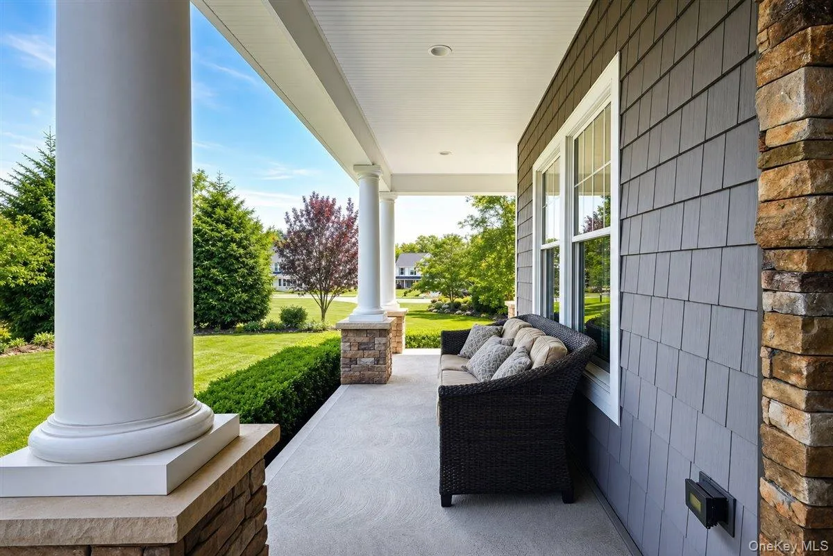 30 Hampton Drive, Brookhaven, NY, 5 Bedrooms Bedrooms, 9 Rooms Rooms,3 BathroomsBathrooms,Residential,For Rent,Hampton,0,KEY953185 30 Hampton Drive, Brookhaven, NY, 5 Bedrooms Bedrooms, 9 Rooms Rooms,3 BathroomsBathrooms,Residential,For Rent,Hampton,0,KEY953185