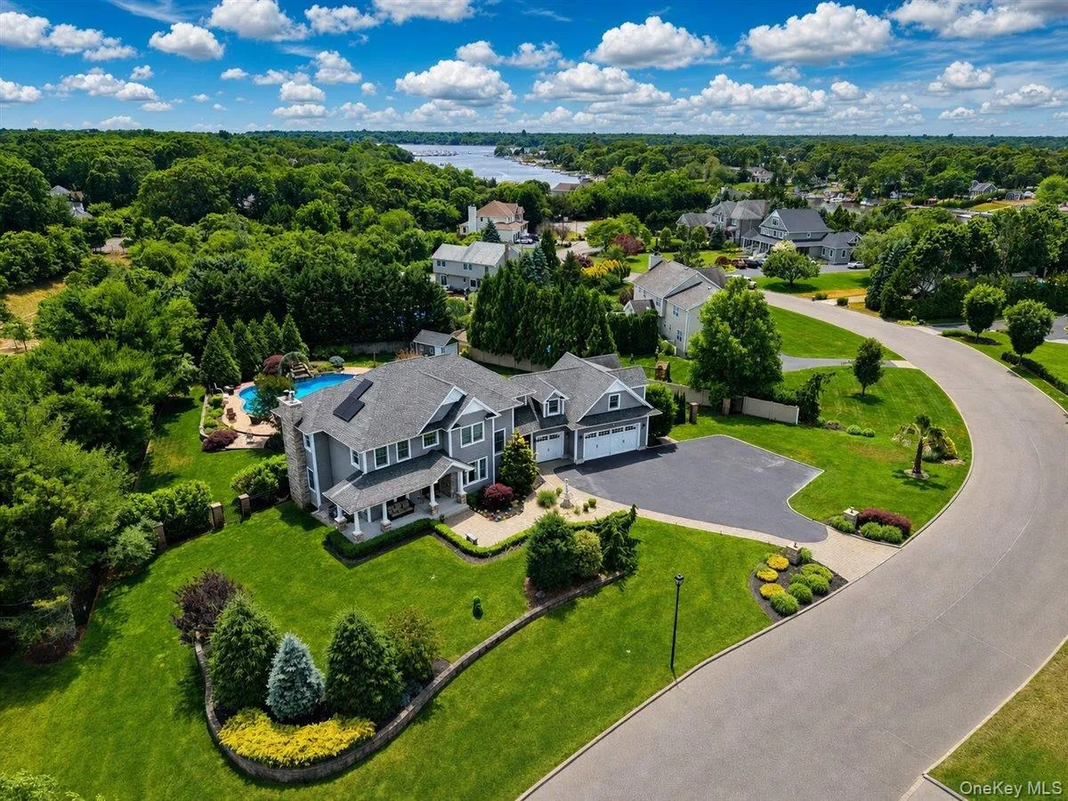30 Hampton Drive, Brookhaven, NY, 5 Bedrooms Bedrooms, 9 Rooms Rooms,3 BathroomsBathrooms,Residential,For Rent,Hampton,0,KEY953185 30 Hampton Drive, Brookhaven, NY, 5 Bedrooms Bedrooms, 9 Rooms Rooms,3 BathroomsBathrooms,Residential,For Rent,Hampton,0,KEY953185