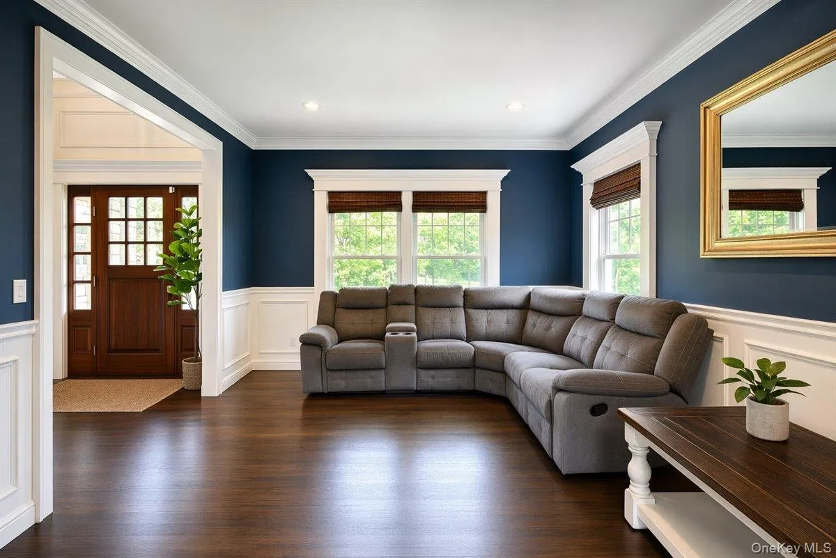 30 Hampton Drive, Brookhaven, NY, 5 Bedrooms Bedrooms, 9 Rooms Rooms,3 BathroomsBathrooms,Residential,For Rent,Hampton,0,KEY953185 30 Hampton Drive, Brookhaven, NY, 5 Bedrooms Bedrooms, 9 Rooms Rooms,3 BathroomsBathrooms,Residential,For Rent,Hampton,0,KEY953185