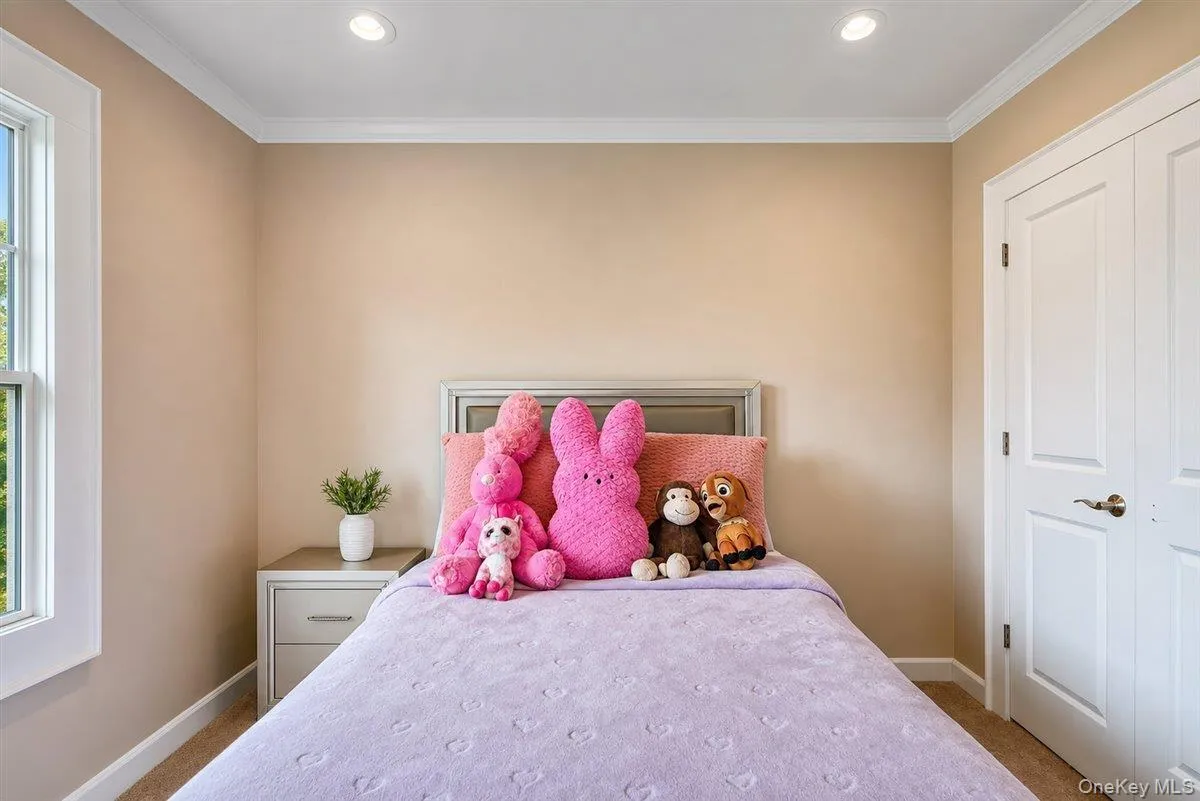 30 Hampton Drive, Brookhaven, NY, 5 Bedrooms Bedrooms, 9 Rooms Rooms,3 BathroomsBathrooms,Residential,For Rent,Hampton,0,KEY953185 30 Hampton Drive, Brookhaven, NY, 5 Bedrooms Bedrooms, 9 Rooms Rooms,3 BathroomsBathrooms,Residential,For Rent,Hampton,0,KEY953185