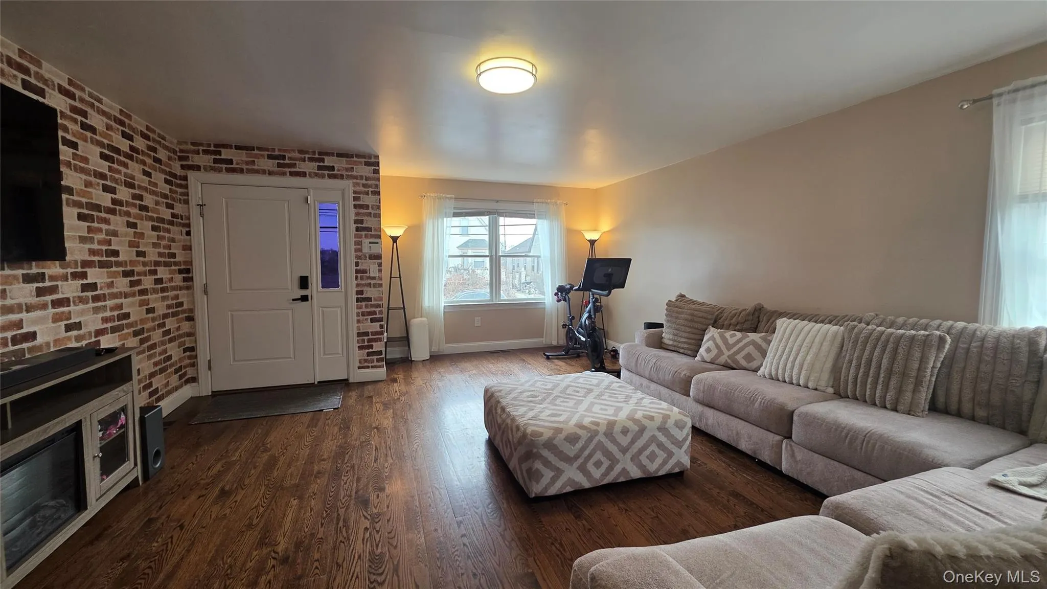 65 Gibson Avenue, Yonkers, NY, 4 Bedrooms Bedrooms, 7 Rooms Rooms,3 BathroomsBathrooms,Residential Lease,Idx,Gibson,0,953205 65 Gibson Avenue, Yonkers, NY, 4 Bedrooms Bedrooms, 7 Rooms Rooms,3 BathroomsBathrooms,Residential Lease,Idx,Gibson,0,953205