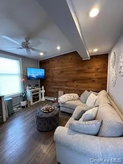 74 Prospect Street, Huntington, NY, 1 Bedroom Bedrooms, 3 Rooms Rooms,1 BathroomBathrooms,Residential Lease,For Rent,Prospect,0,953266 74 Prospect Street, Huntington, NY, 1 Bedroom Bedrooms, 3 Rooms Rooms,1 BathroomBathrooms,Residential Lease,For Rent,Prospect,0,953266