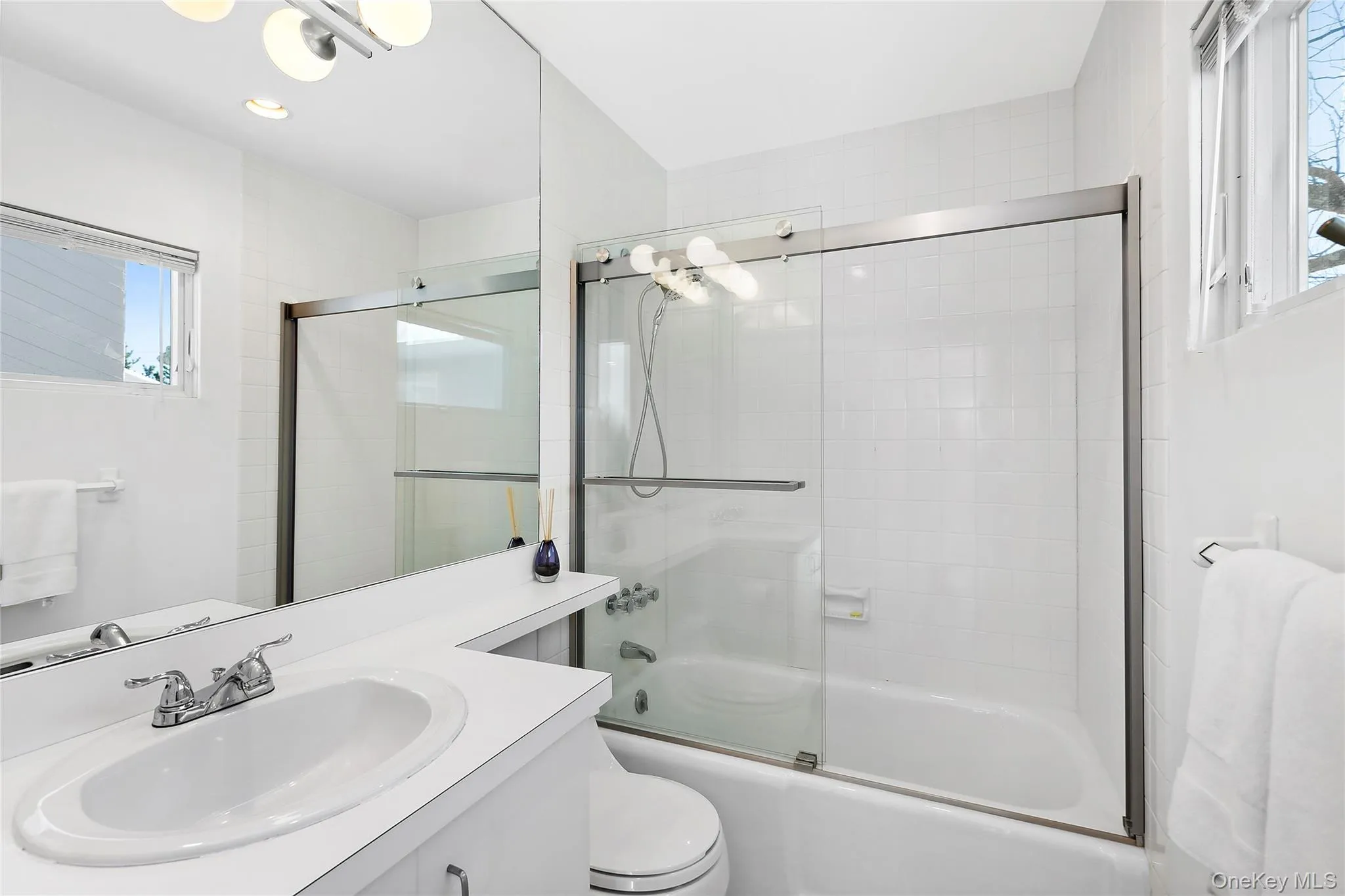 32 Dune, Southampton, NY, 5 Bedrooms Bedrooms, 10 Rooms Rooms,3 BathroomsBathrooms,Residential Lease,Idx,Dune,0,953273 32 Dune, Southampton, NY, 5 Bedrooms Bedrooms, 10 Rooms Rooms,3 BathroomsBathrooms,Residential Lease,Idx,Dune,0,953273