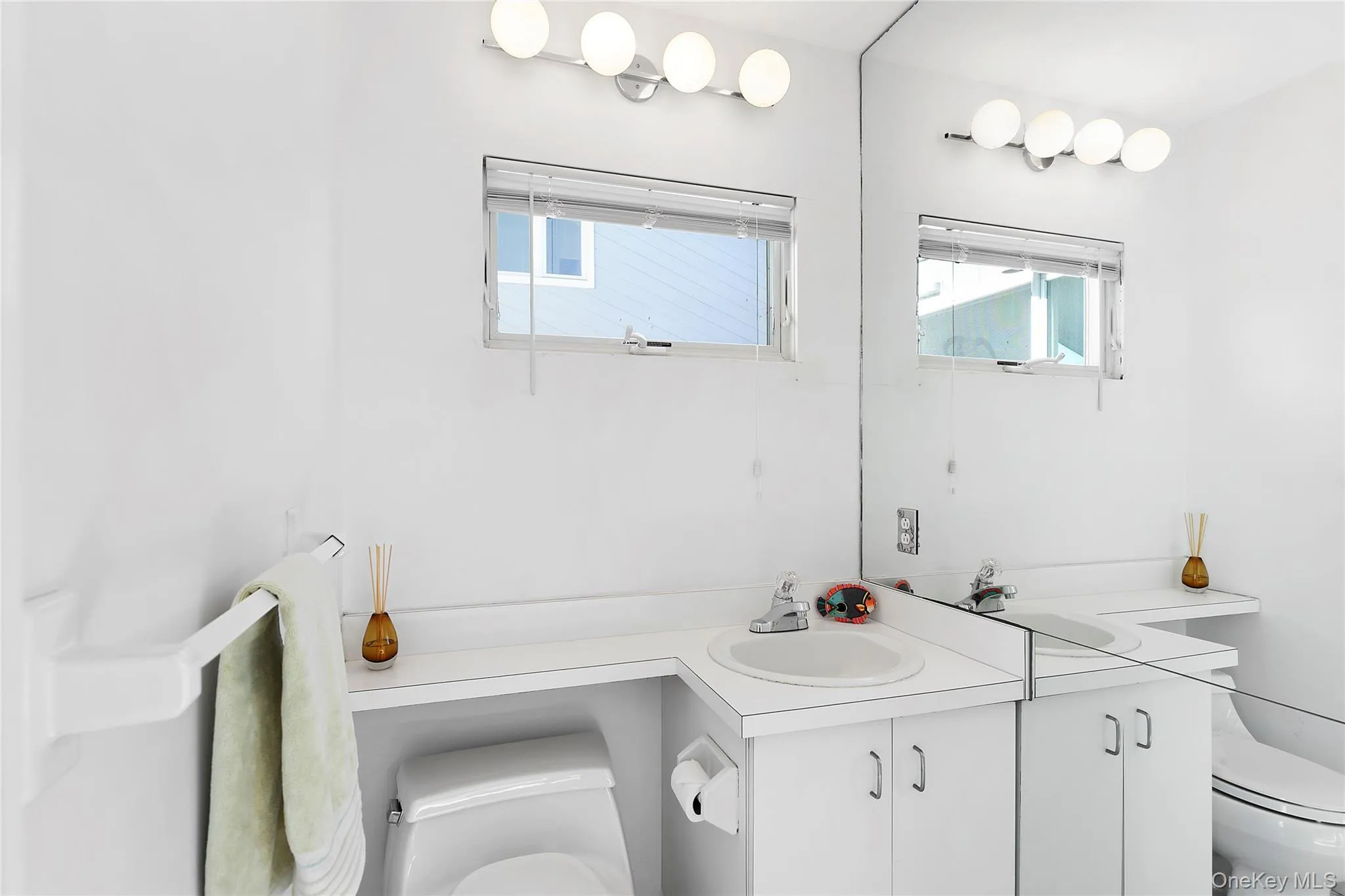 32 Dune, Southampton, NY, 5 Bedrooms Bedrooms, 10 Rooms Rooms,3 BathroomsBathrooms,Residential Lease,Idx,Dune,0,953273 32 Dune, Southampton, NY, 5 Bedrooms Bedrooms, 10 Rooms Rooms,3 BathroomsBathrooms,Residential Lease,Idx,Dune,0,953273