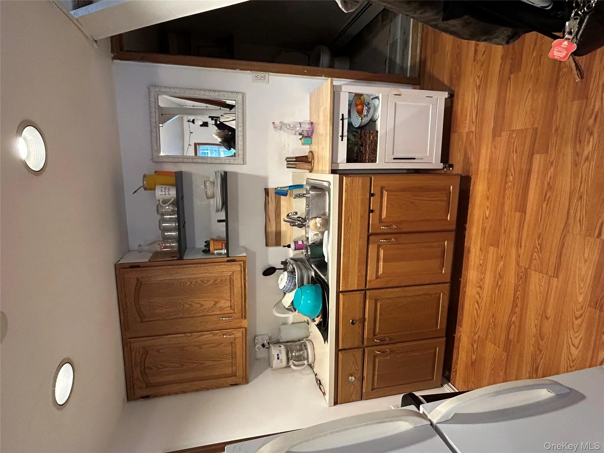 1st Level Kitchen 1st Level Kitchen