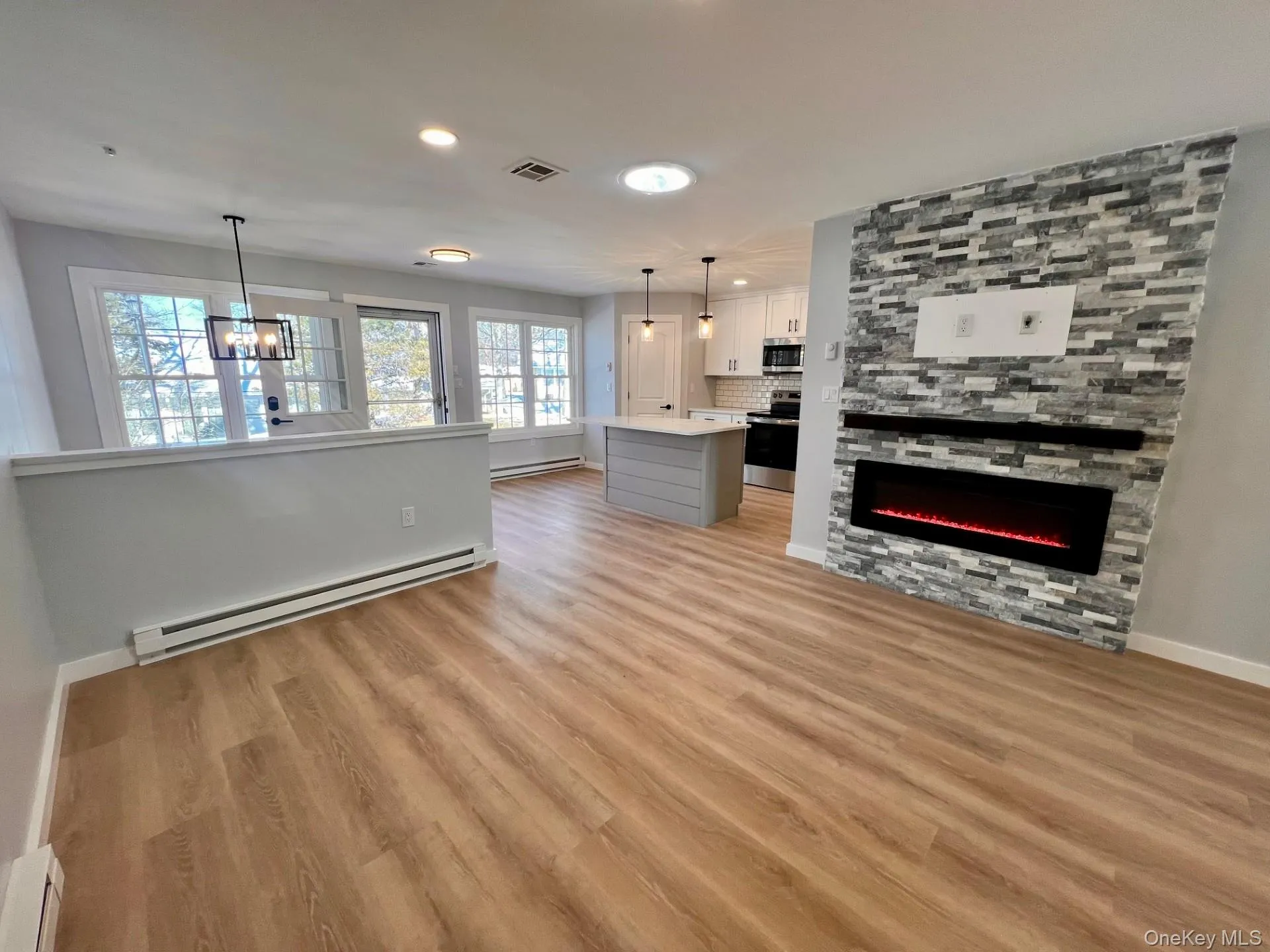 278 Berwick Court, Brookhaven, NY, 2 Bedrooms Bedrooms, 5 Rooms Rooms,1 BathroomBathrooms,Residential Sale,For Rent,Berwick,0,953317 278 Berwick Court, Brookhaven, NY, 2 Bedrooms Bedrooms, 5 Rooms Rooms,1 BathroomBathrooms,Residential Sale,For Rent,Berwick,0,953317