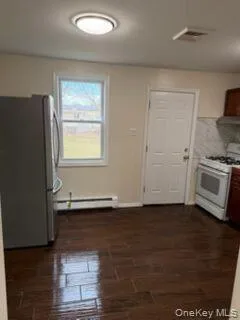161 Merrill Street, Islip, NY, 4 Bedrooms Bedrooms, 8 Rooms Rooms,1 BathroomBathrooms,Residential Lease,Idx,Merrill,0,953334 161 Merrill Street, Islip, NY, 4 Bedrooms Bedrooms, 8 Rooms Rooms,1 BathroomBathrooms,Residential Lease,Idx,Merrill,0,953334