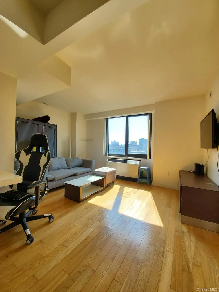 39-16 Prince Street, New York, NY, 1 Bedroom Bedrooms, 3 Rooms Rooms,1 BathroomBathrooms,Residential Lease,Idx,Prince,0,953337 39-16 Prince Street, New York, NY, 1 Bedroom Bedrooms, 3 Rooms Rooms,1 BathroomBathrooms,Residential Lease,Idx,Prince,0,953337