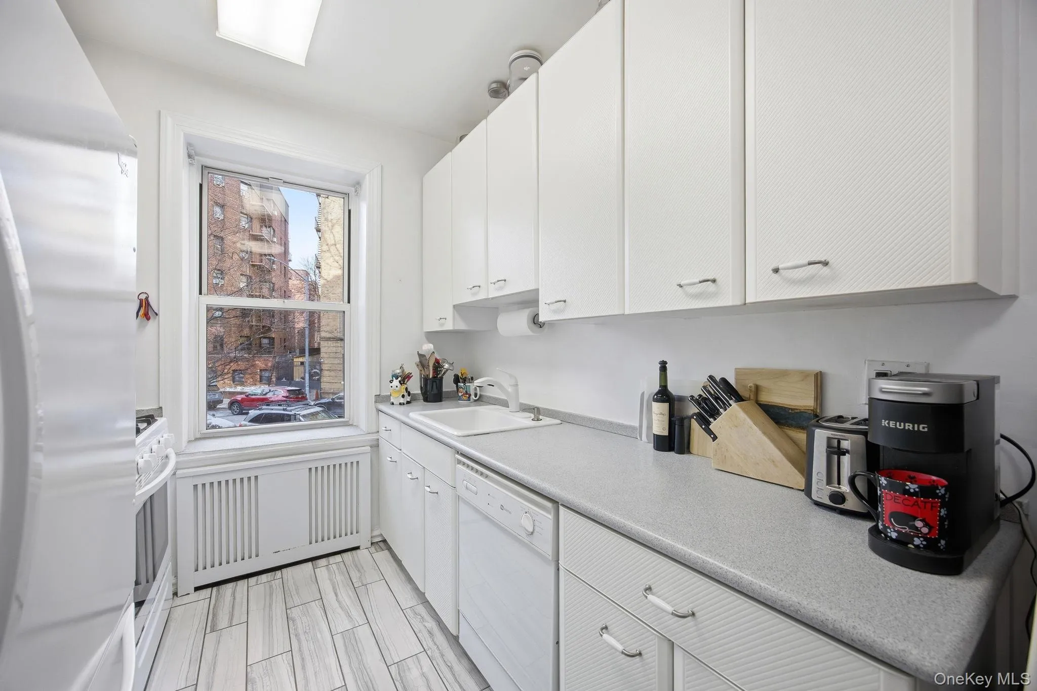 12416 84th Road, New York, NY, 3 Bedrooms Bedrooms, 7 Rooms Rooms,2 BathroomsBathrooms,Residential Sale,For Rent,84th,0,953352 12416 84th Road, New York, NY, 3 Bedrooms Bedrooms, 7 Rooms Rooms,2 BathroomsBathrooms,Residential Sale,For Rent,84th,0,953352
