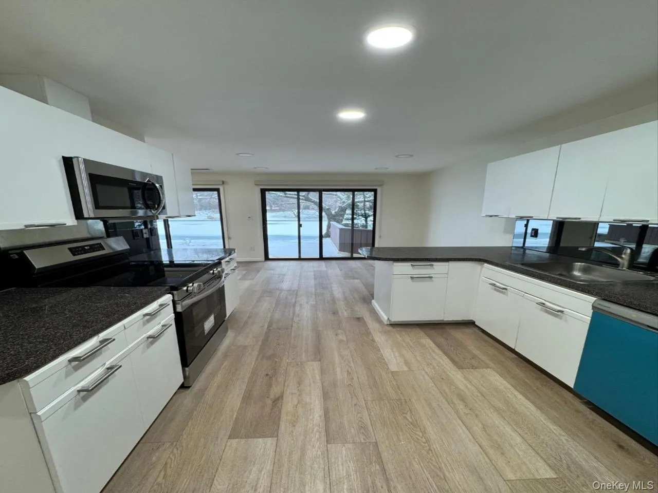 80 Northgate Circle, Huntington, NY, 2 Bedrooms Bedrooms, 5 Rooms Rooms,2 BathroomsBathrooms,Residential Lease,Idx,Northgate,0,953355 80 Northgate Circle, Huntington, NY, 2 Bedrooms Bedrooms, 5 Rooms Rooms,2 BathroomsBathrooms,Residential Lease,Idx,Northgate,0,953355